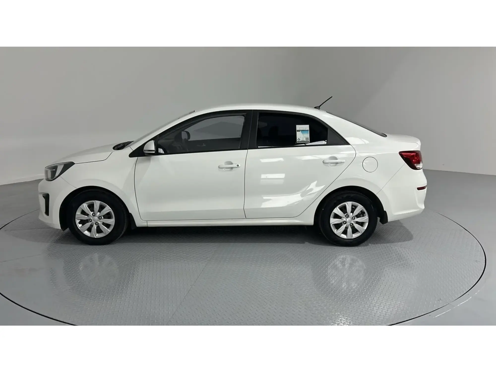 KIA Pegas Standard 2023