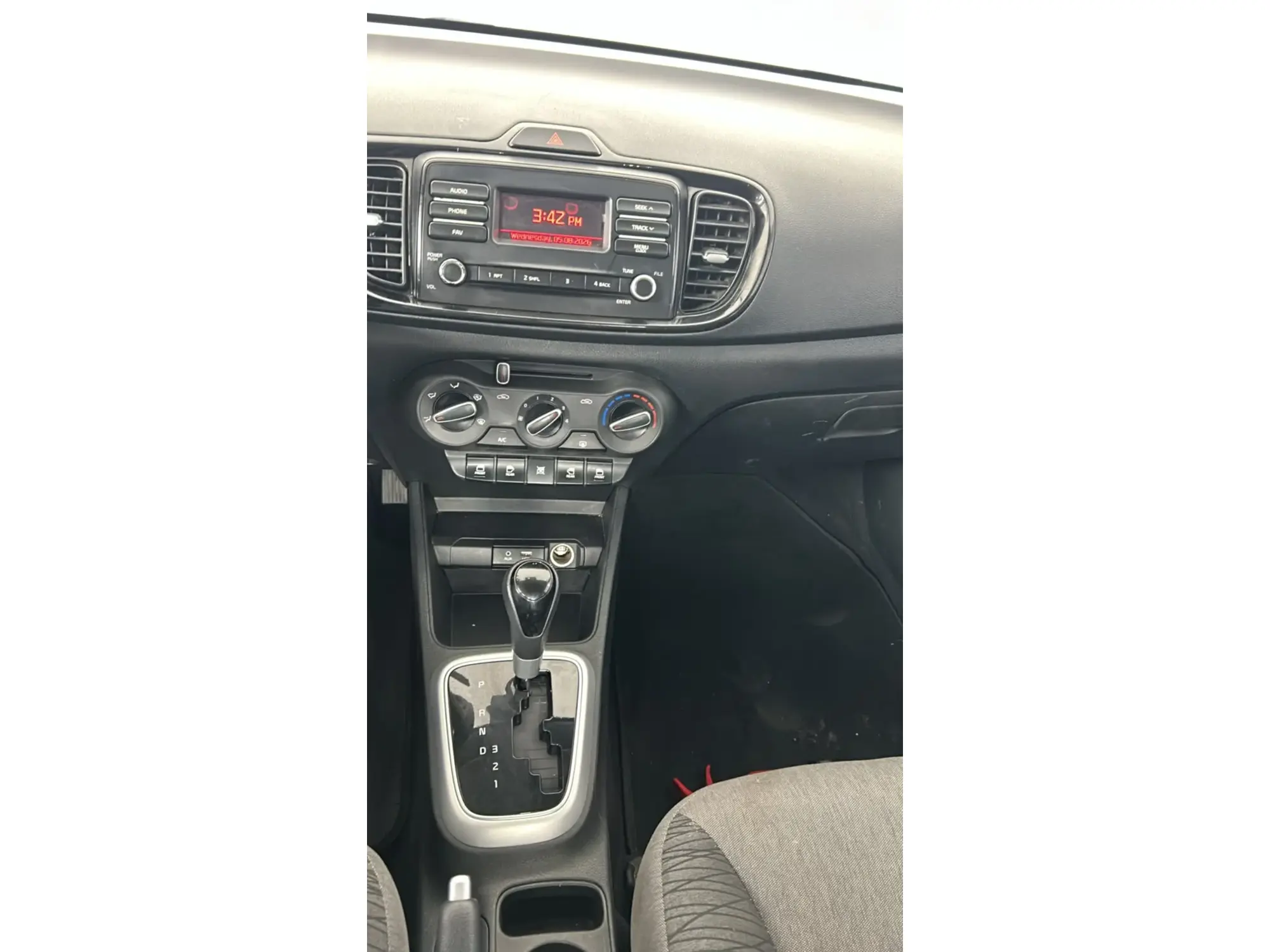 KIA Pegas Standard 2023