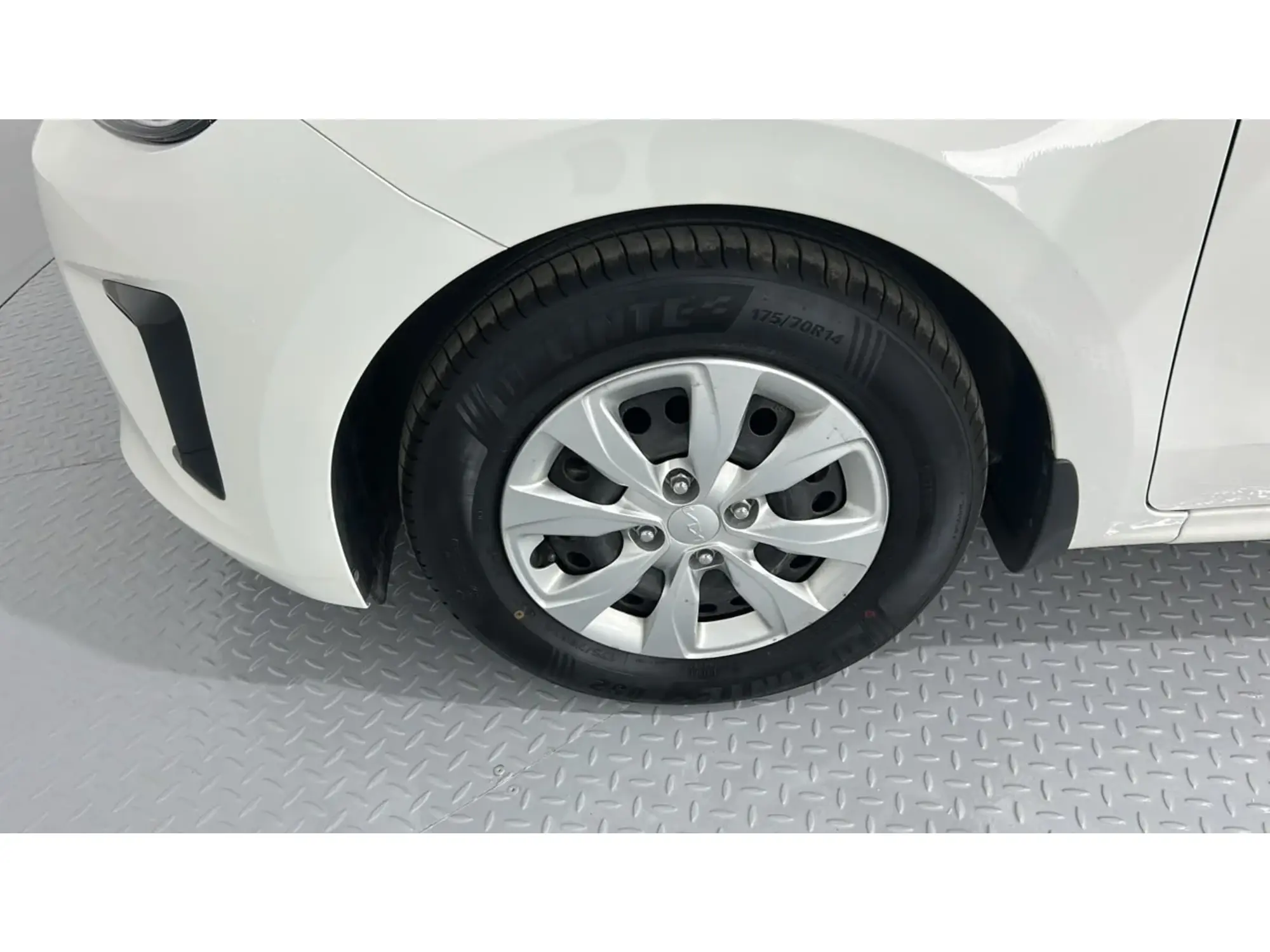 KIA Pegas Standard 2023