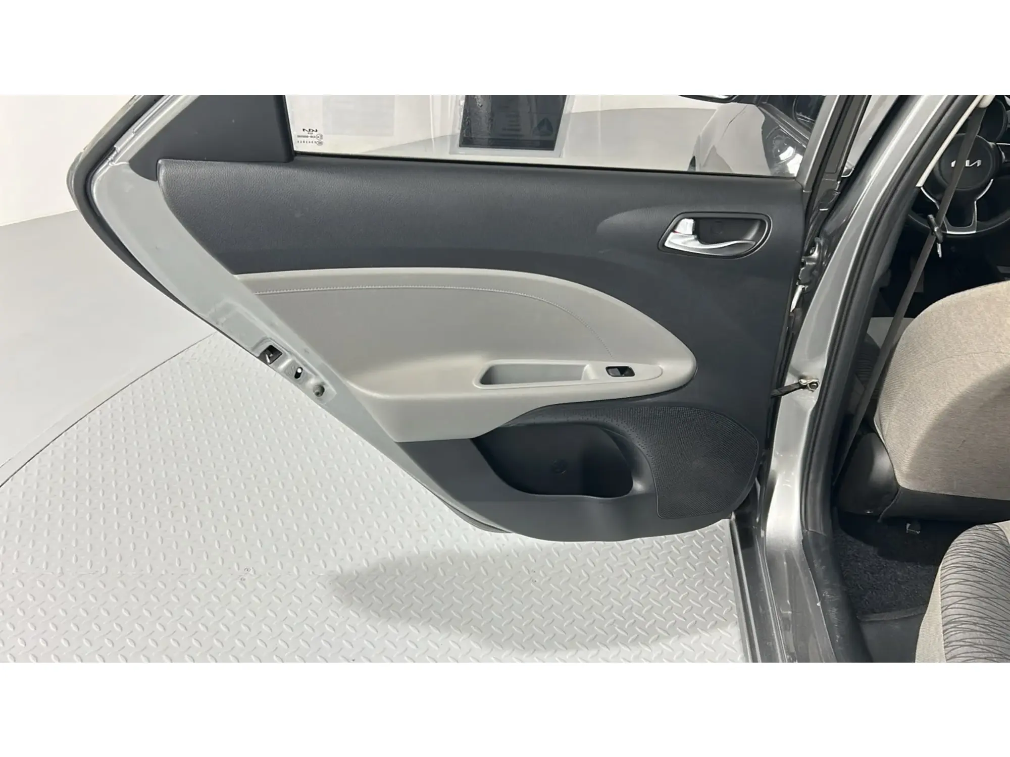 KIA Pegas standard 2024