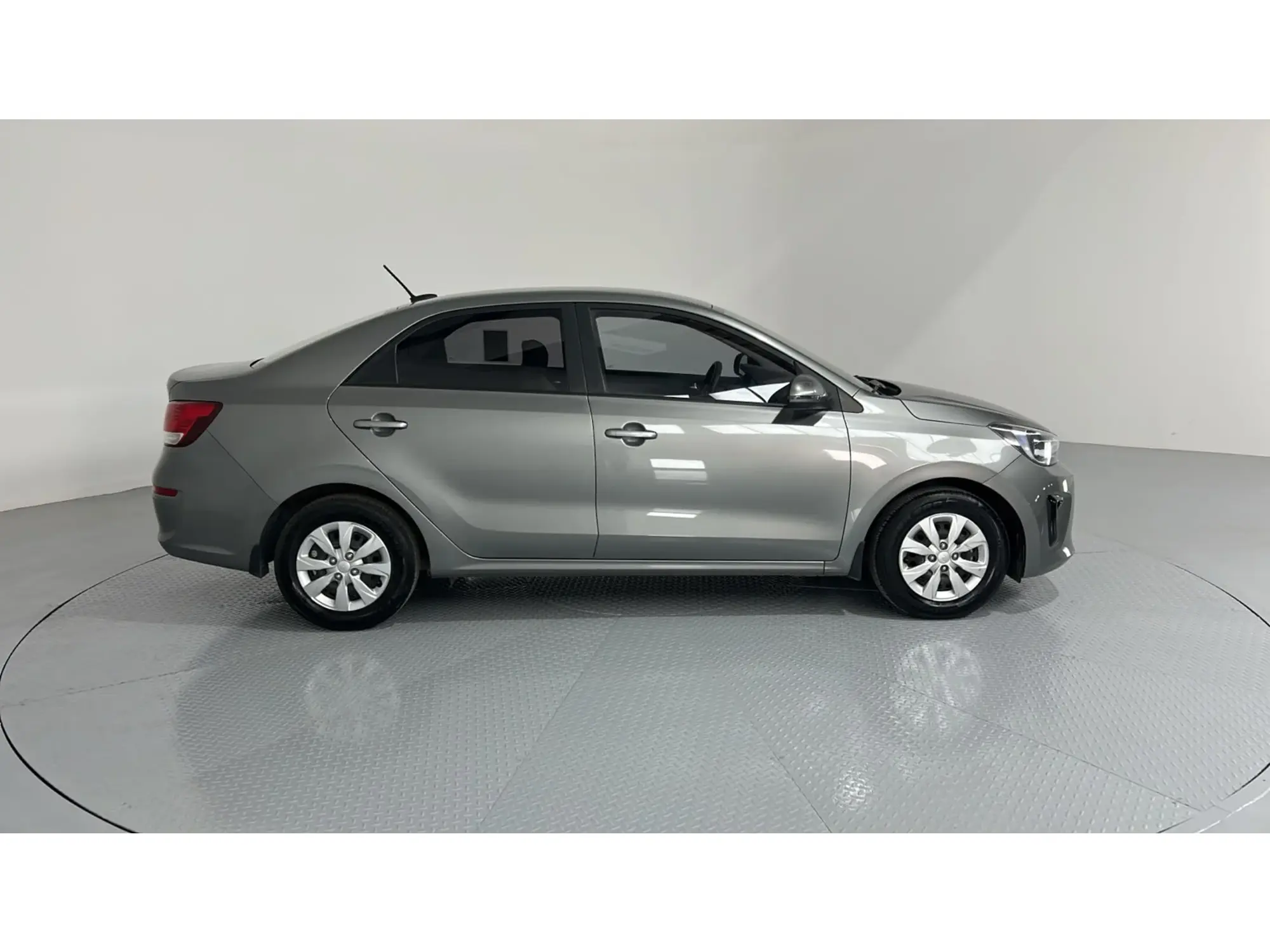 KIA Pegas standard 2024