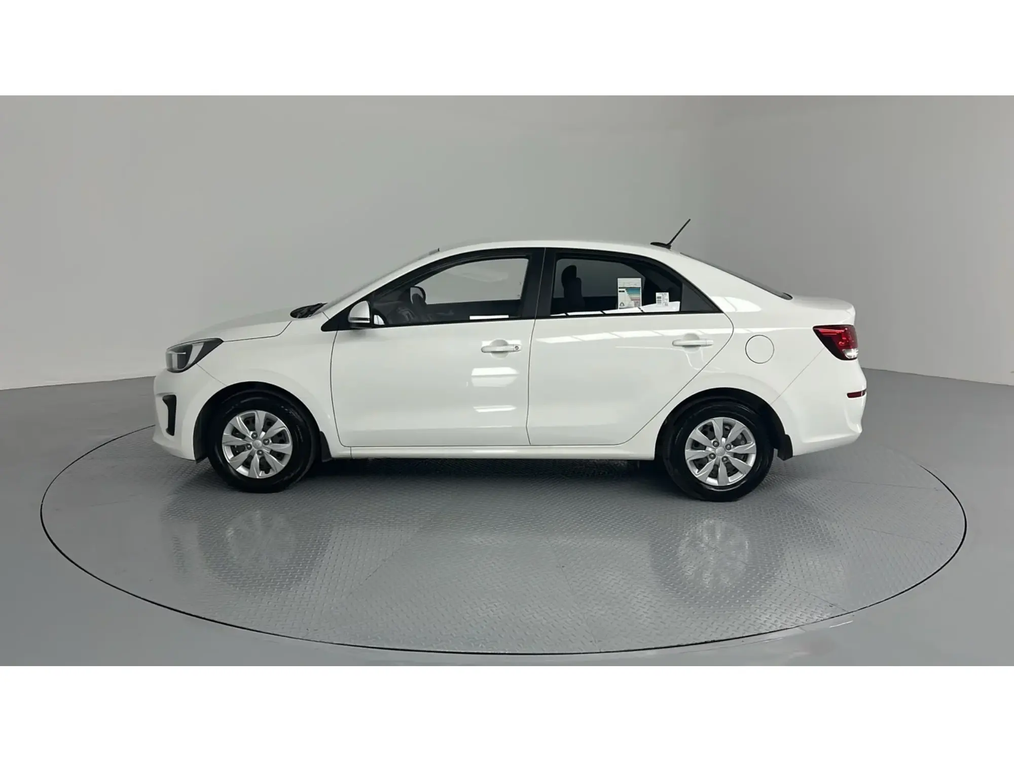 KIA Pegas GL 2026