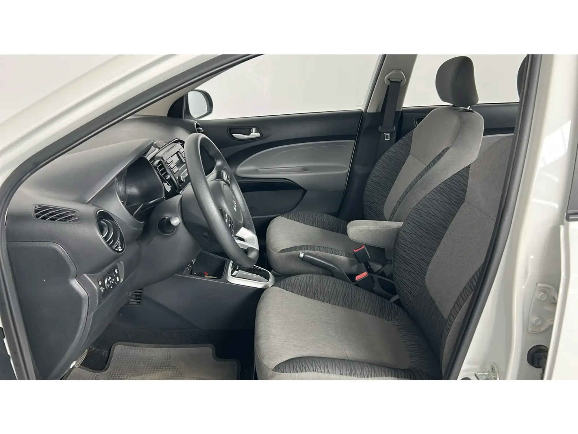 KIA Pegas GL 2026