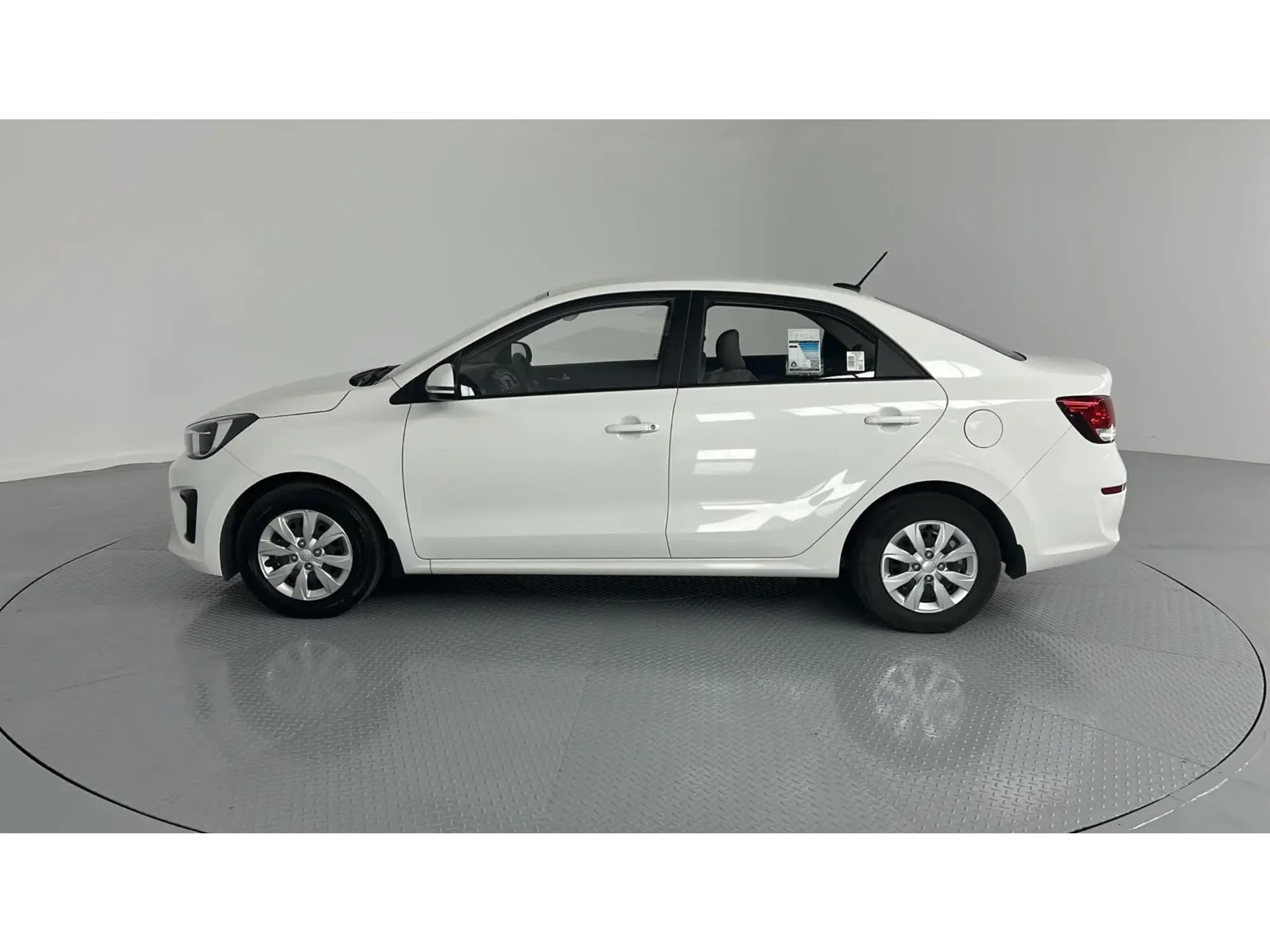 KIA Pegas GL 2026