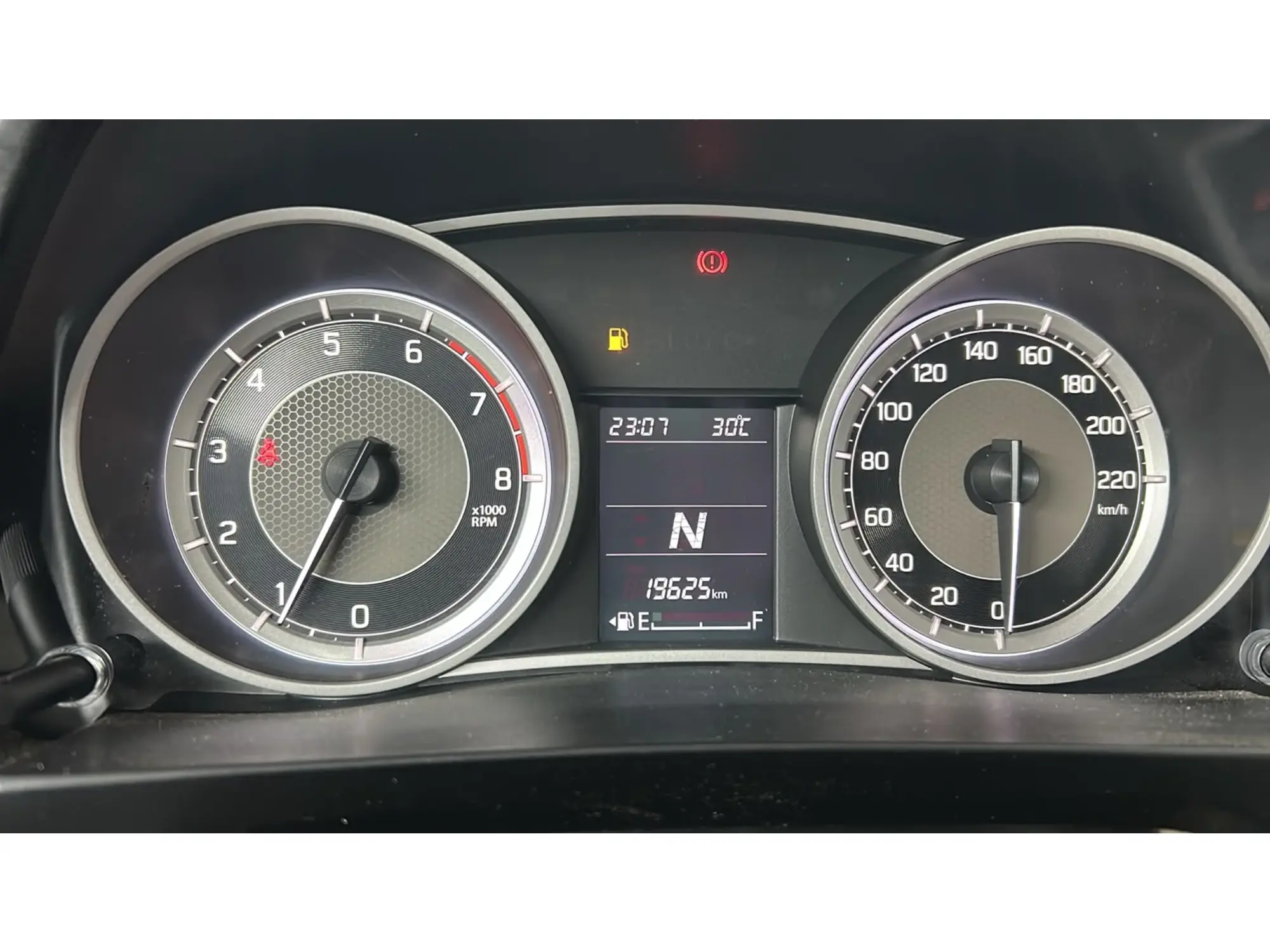 Suzuki Dzire GLX 2025