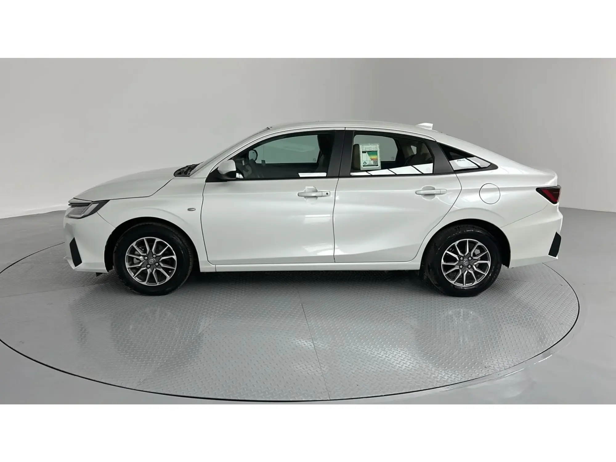 Toyota Yaris Y 2026