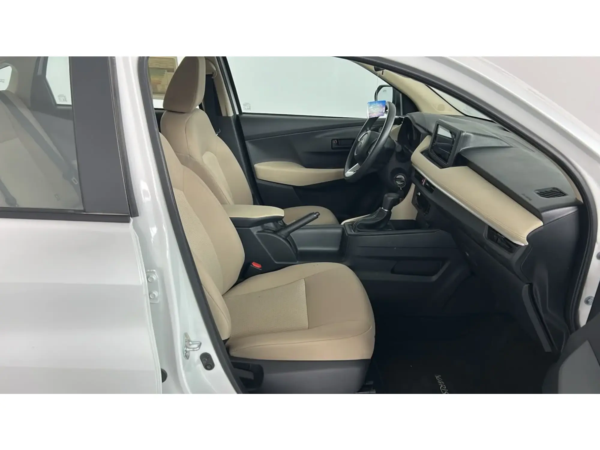 Toyota Yaris Y 2026