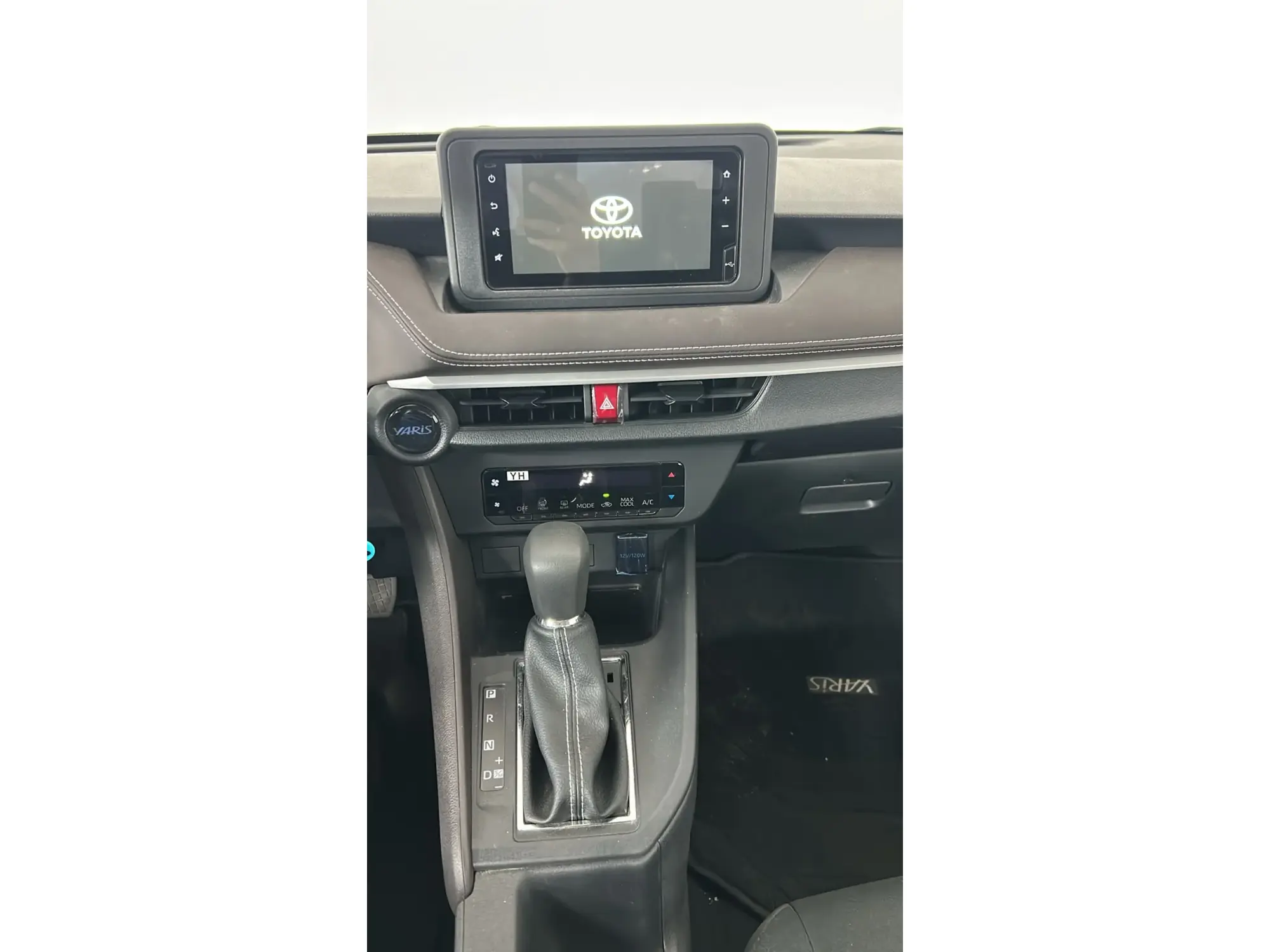 Toyota Yaris Y 2026