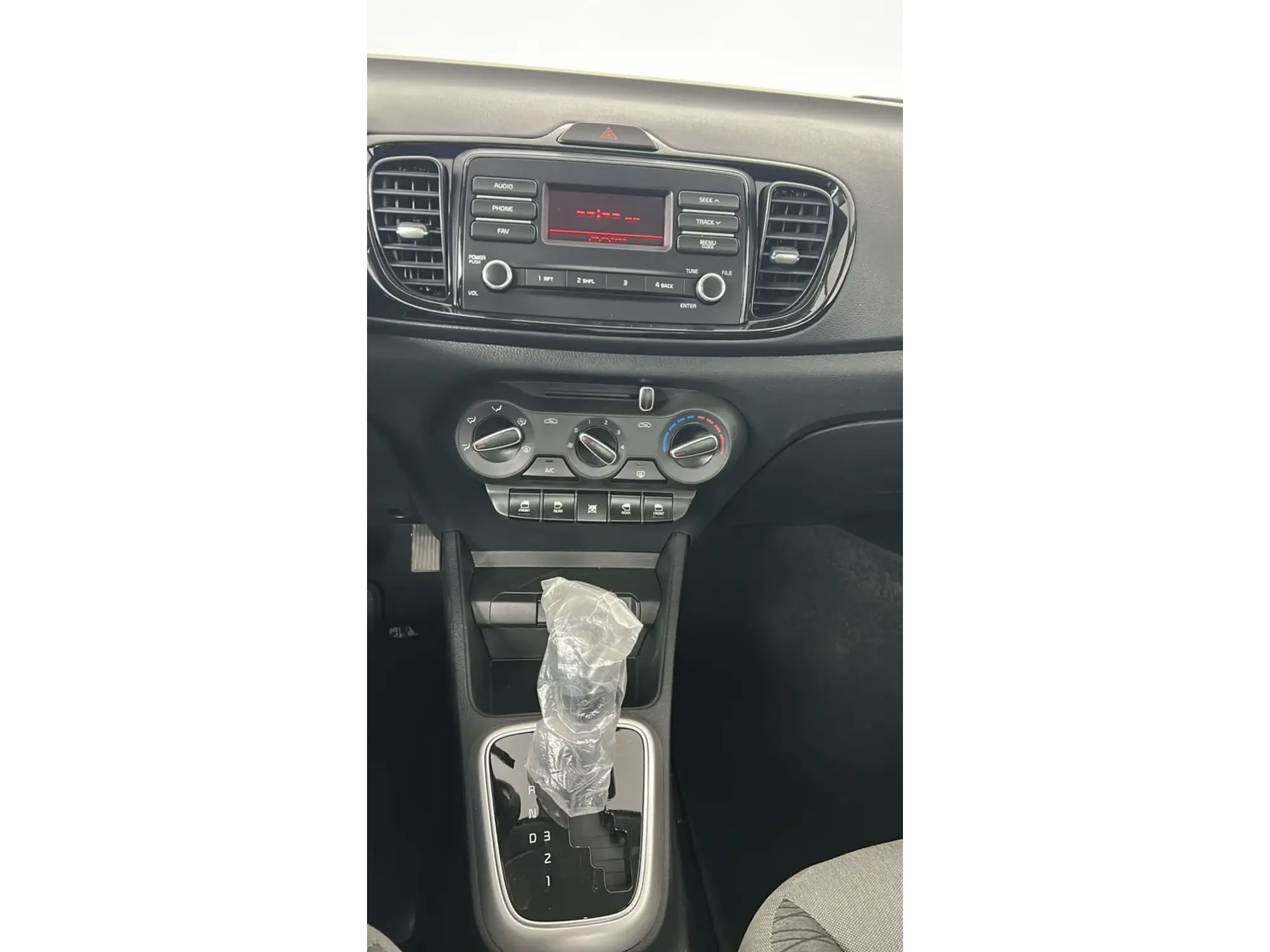 KIA Pegas GL 2026