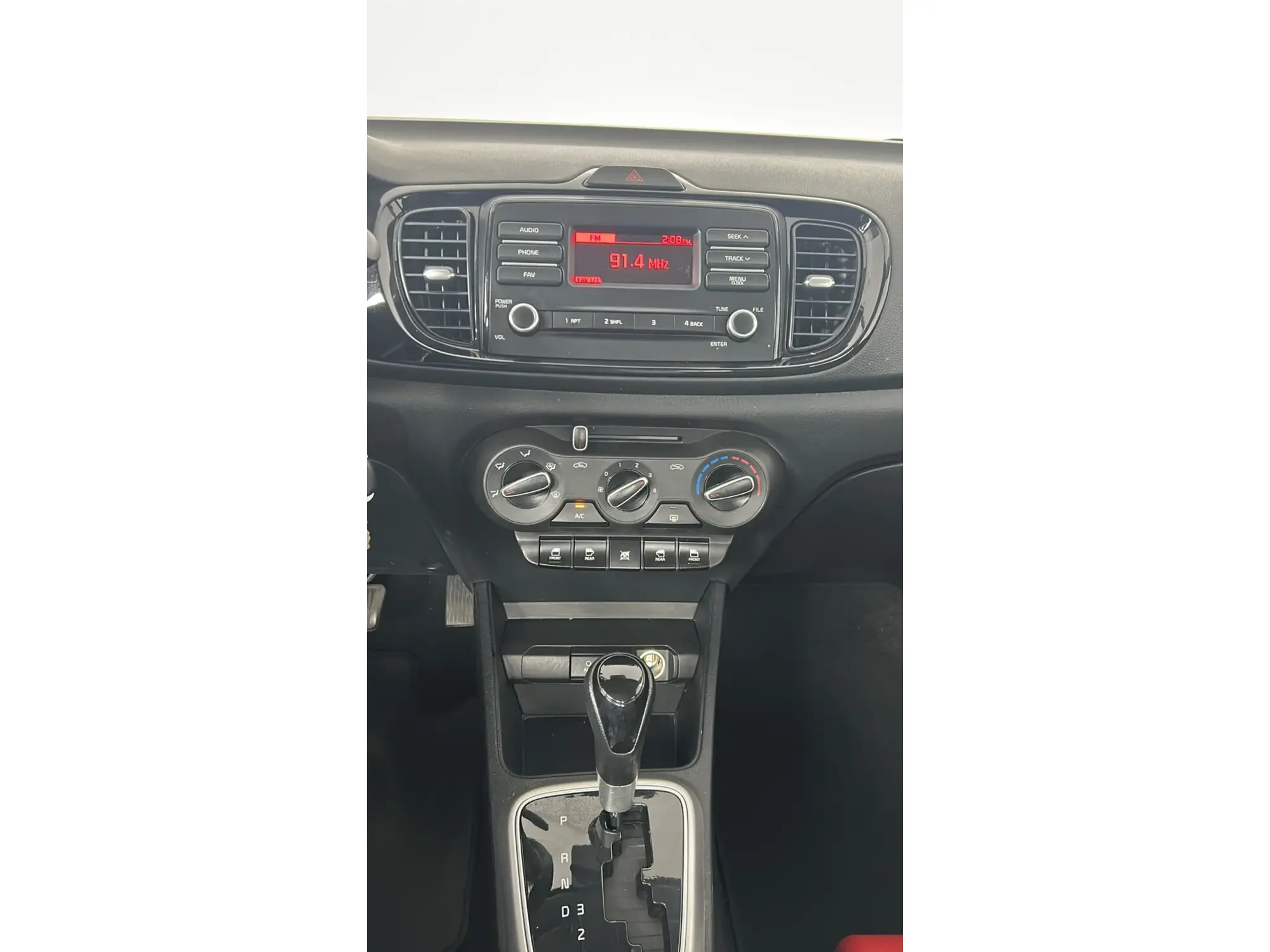 KIA Pegas GL 2026