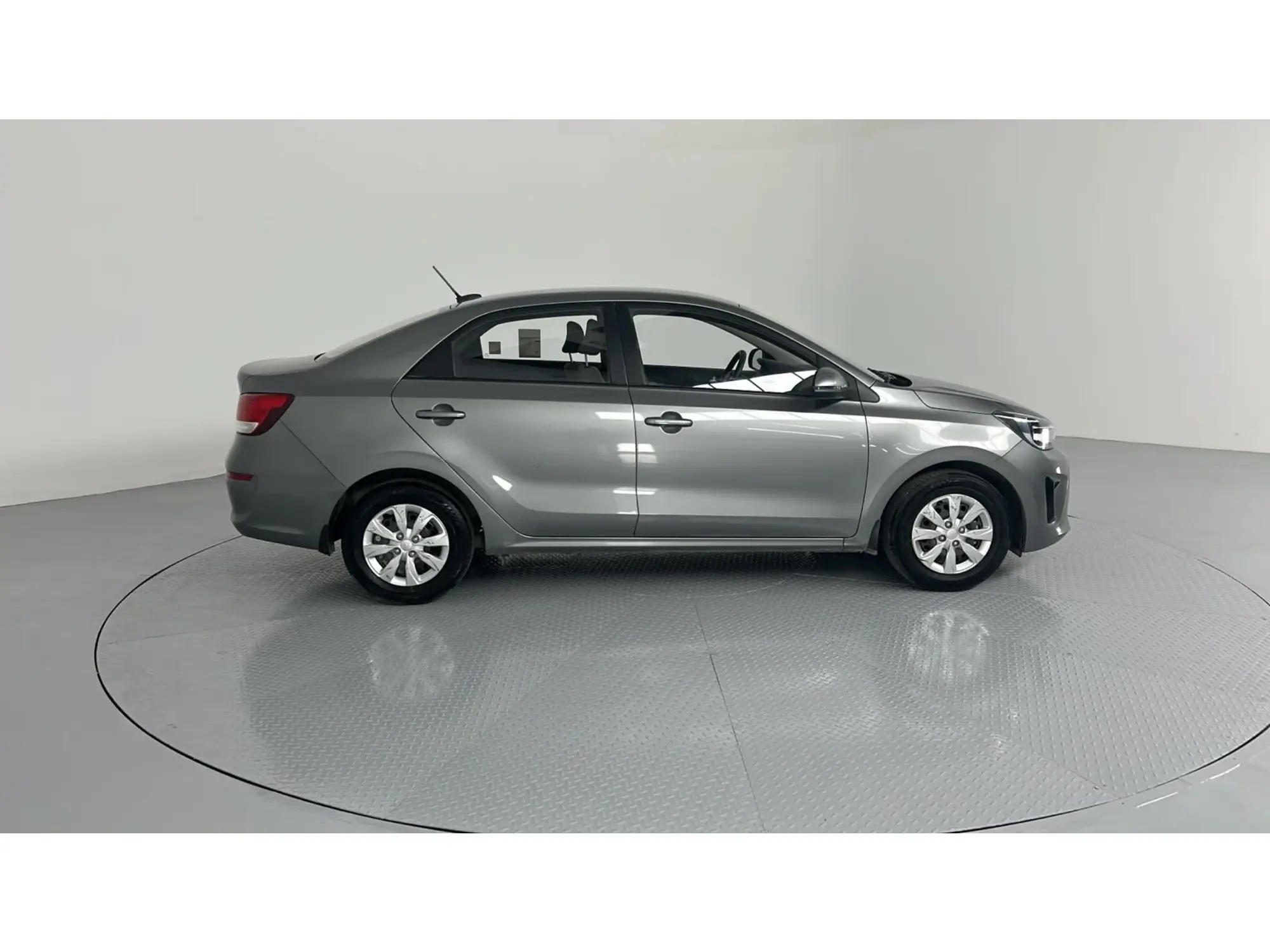 KIA Pegas GL 2026