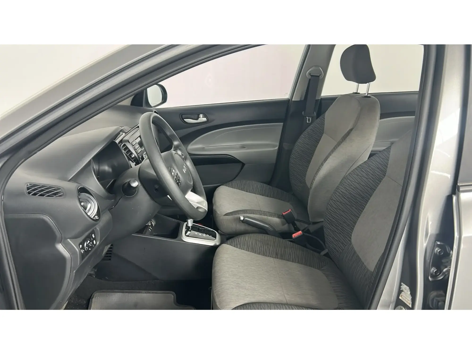 KIA Pegas GL 2026
