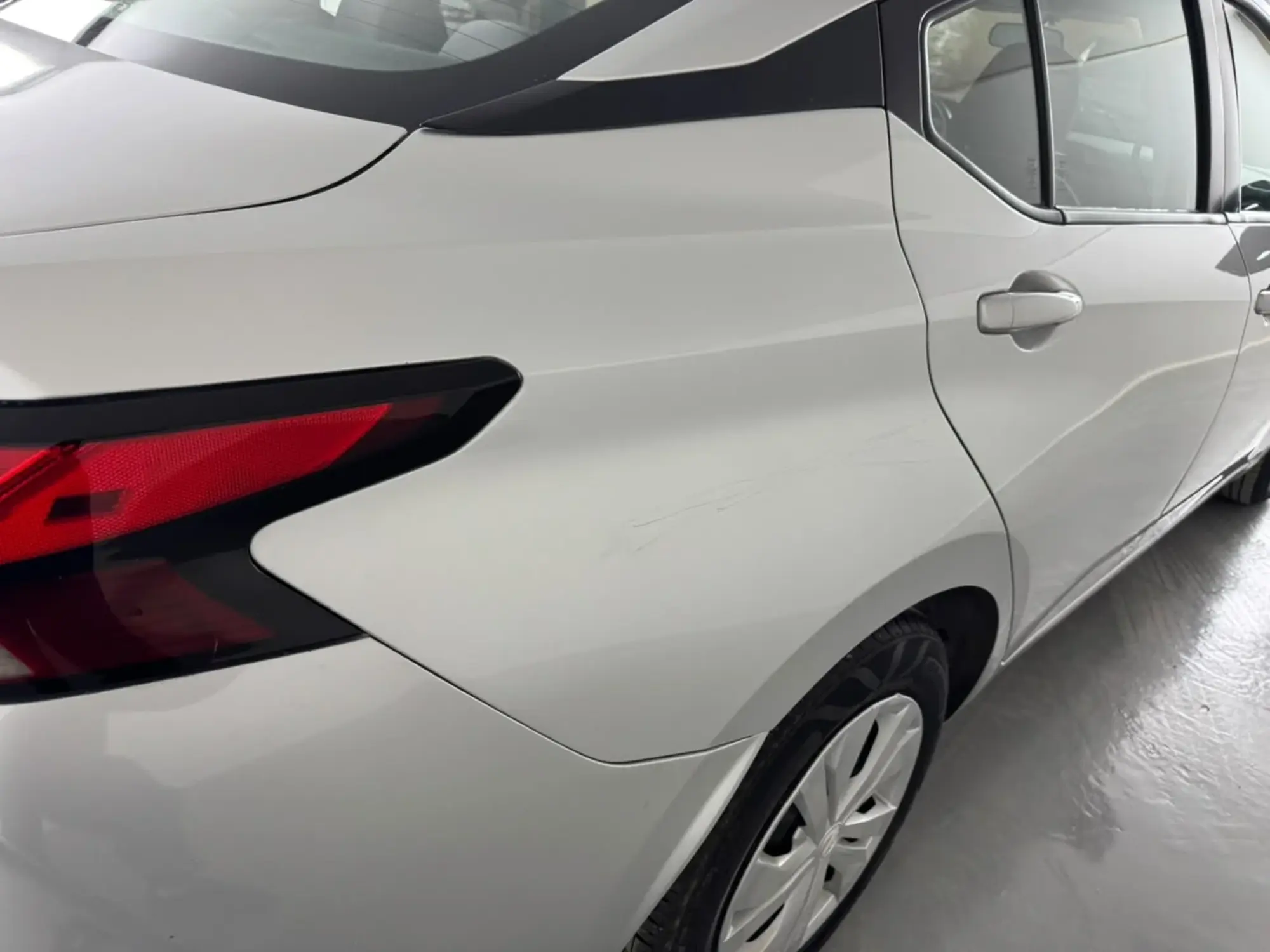 Nissan Sunny Standard 2022