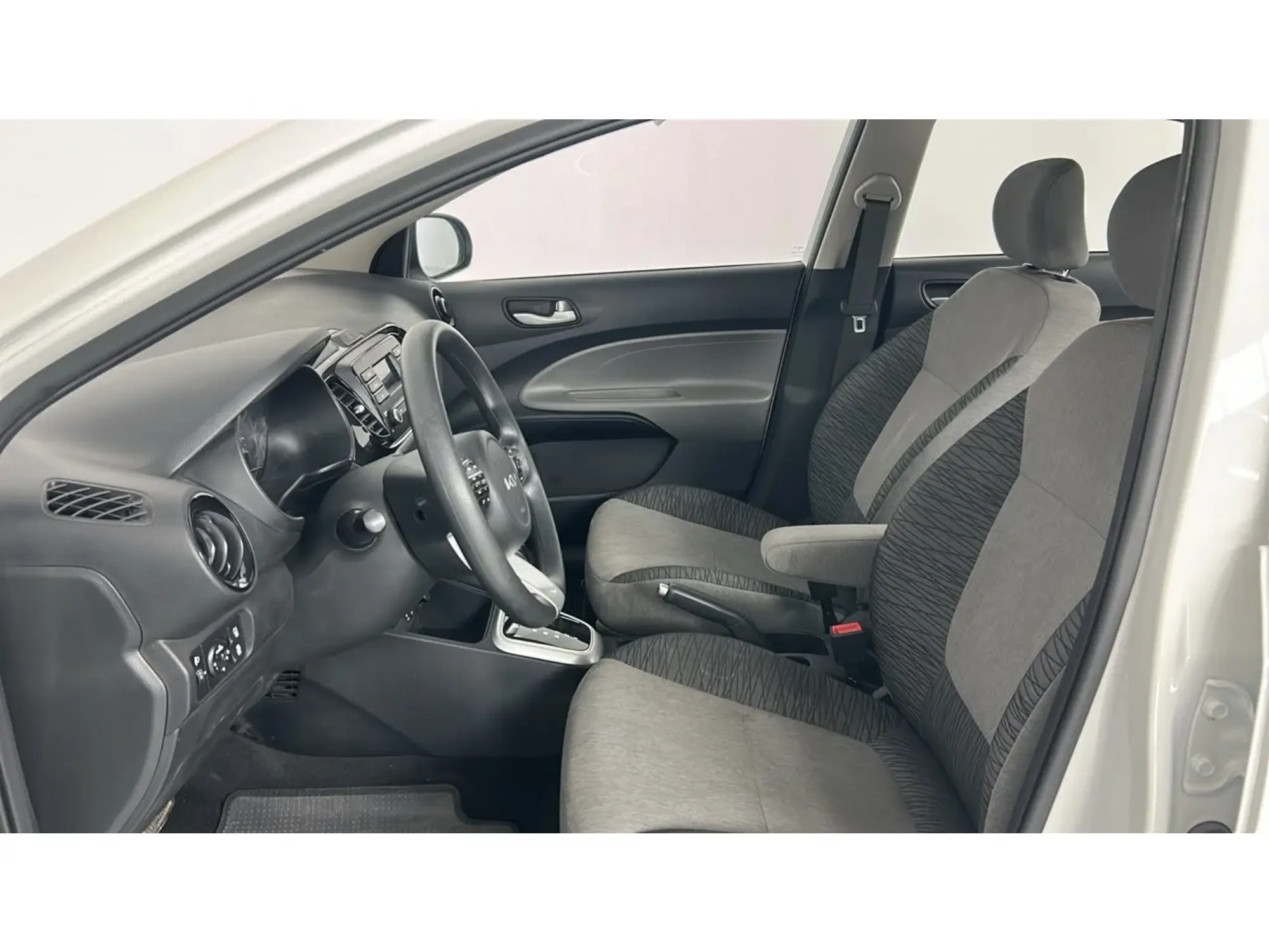 KIA Pegas GL 2026