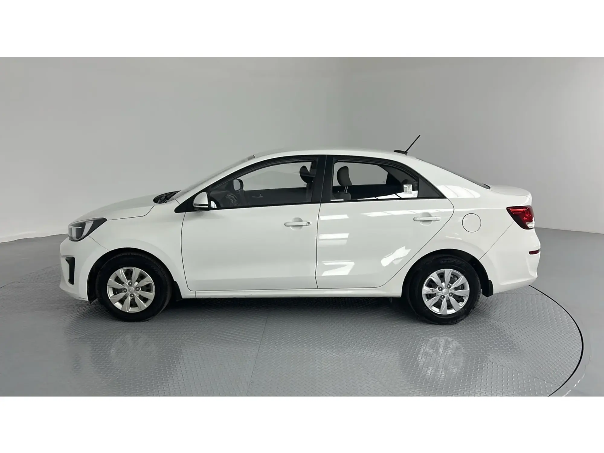 KIA Pegas GL 2026