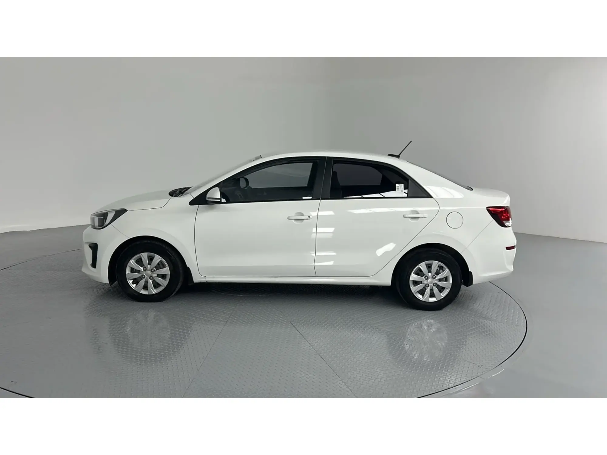 KIA Pegas GL 2026