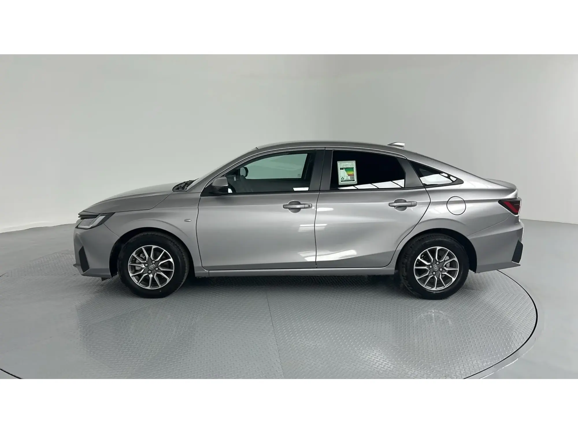 Toyota Yaris Y 2026