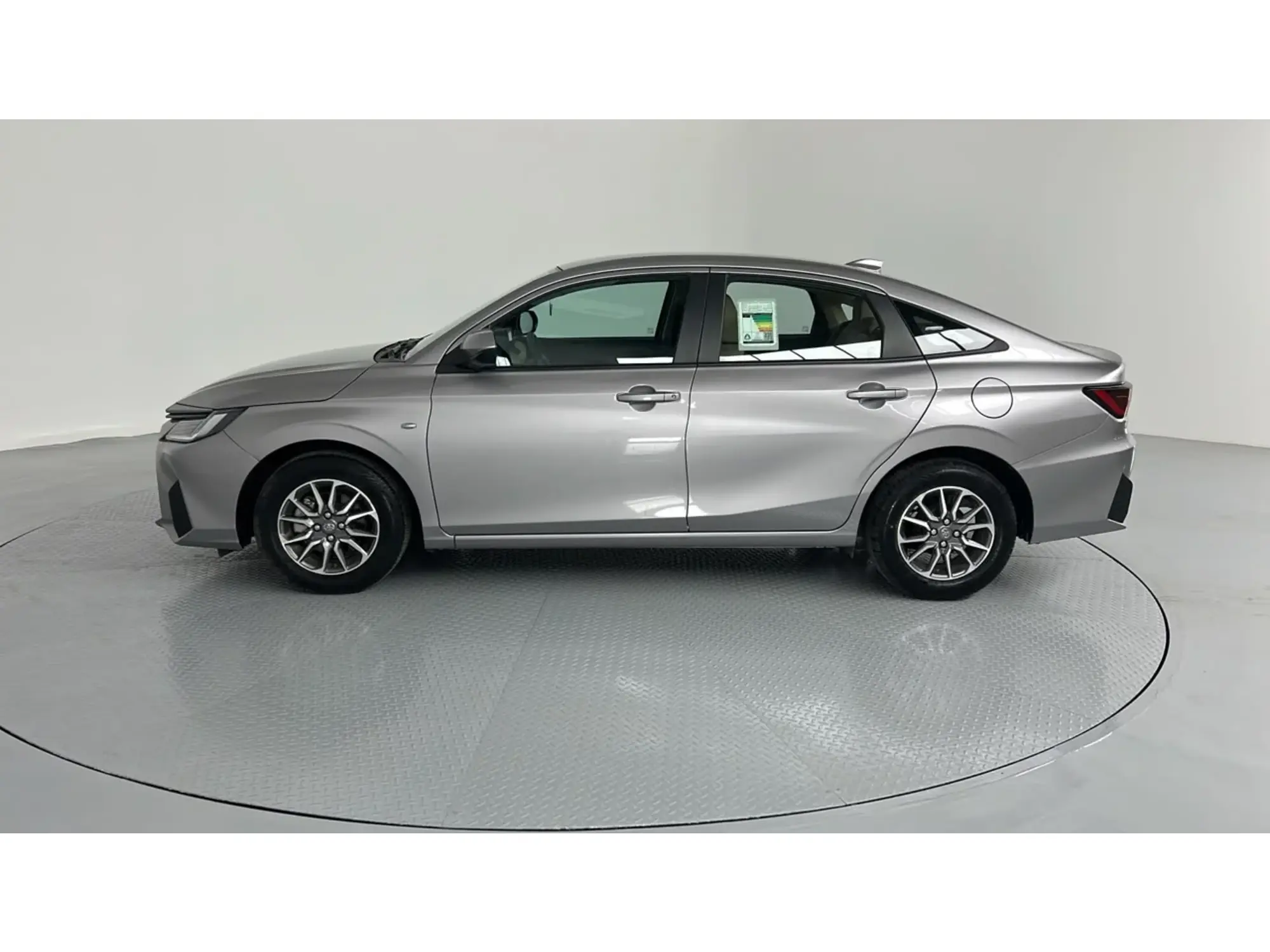Toyota Yaris Y 2026