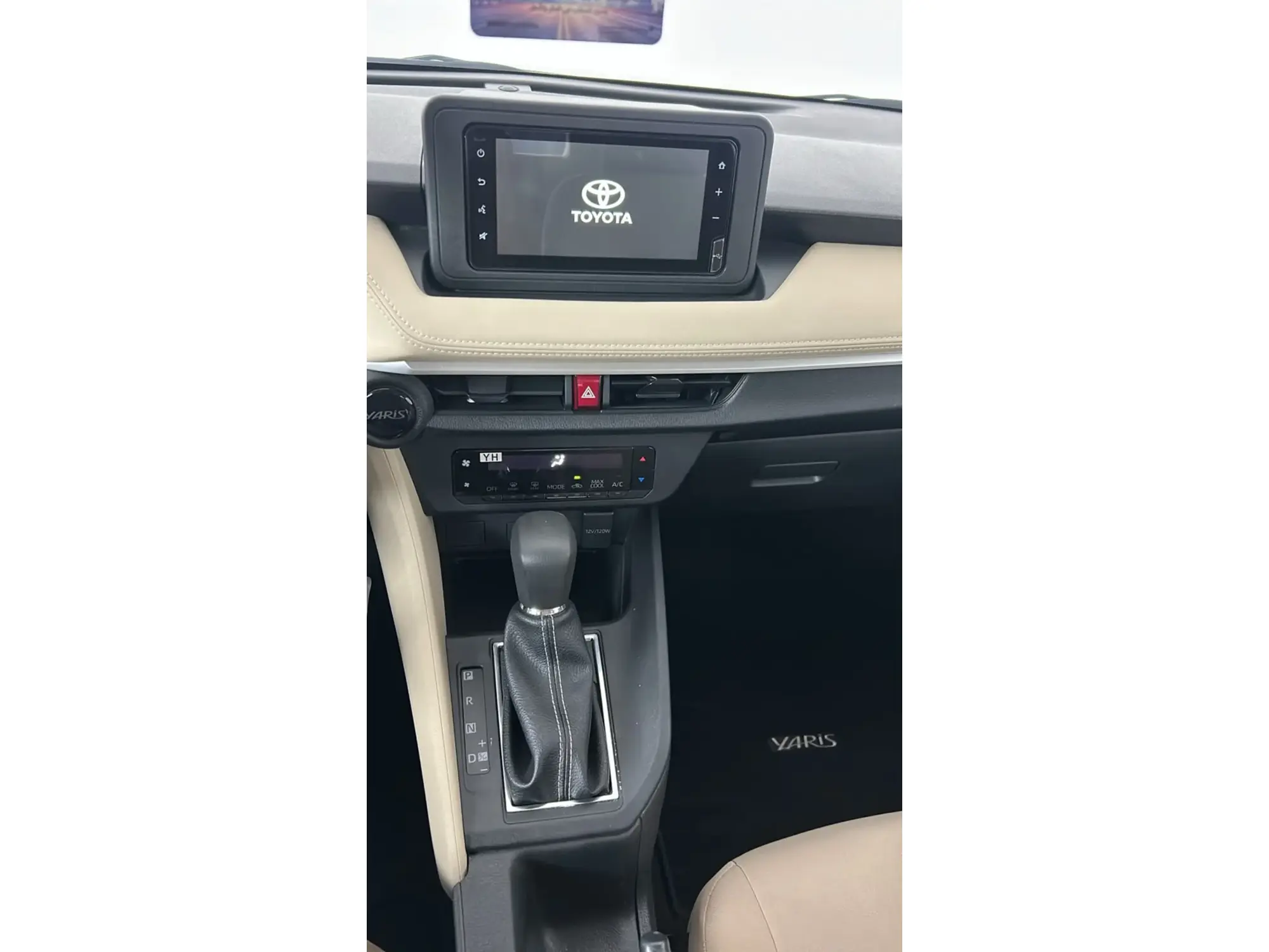 Toyota Yaris Y 2026