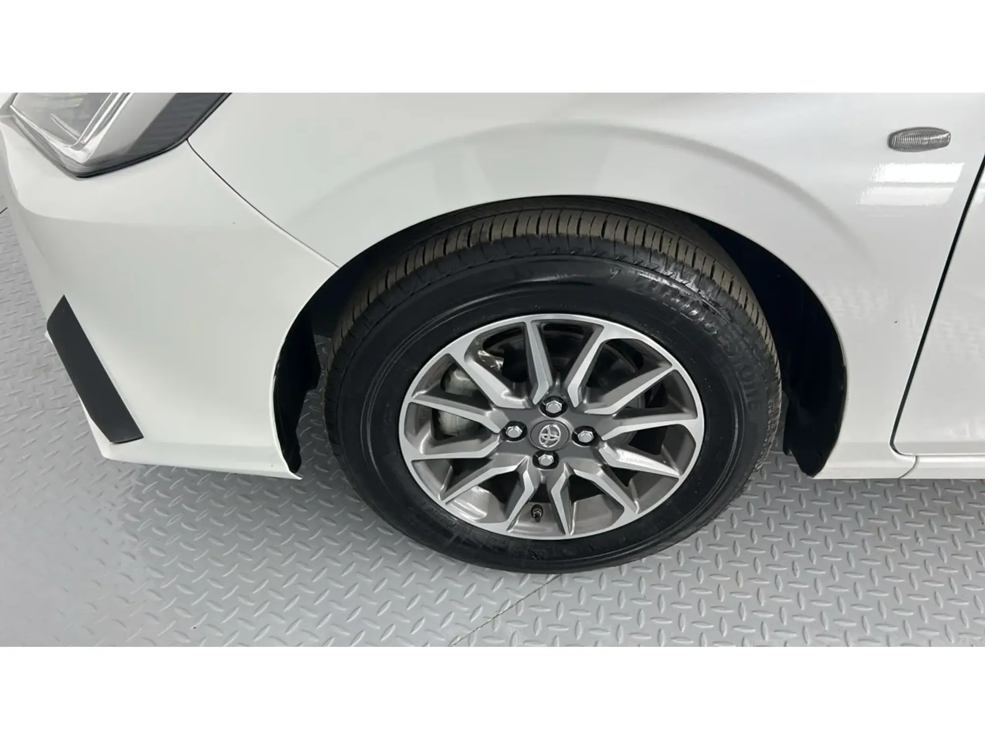 Toyota Yaris Y 2026