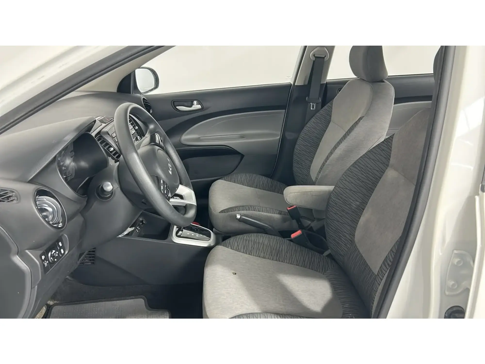 KIA Pegas GL 2026