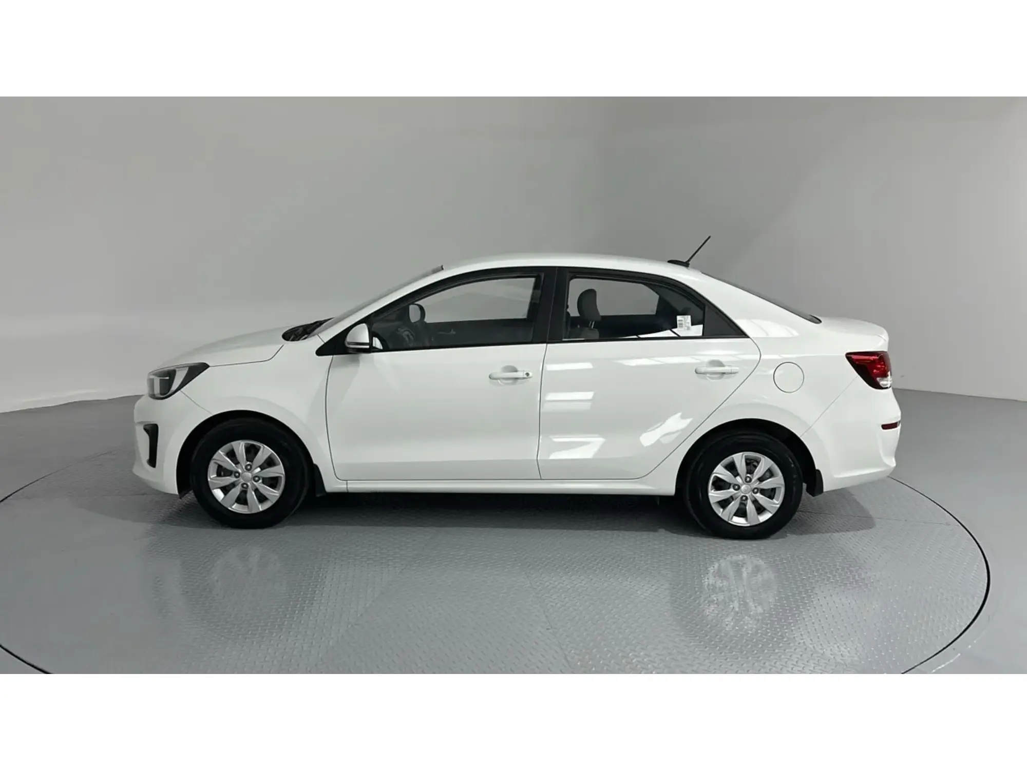 KIA Pegas GL 2026