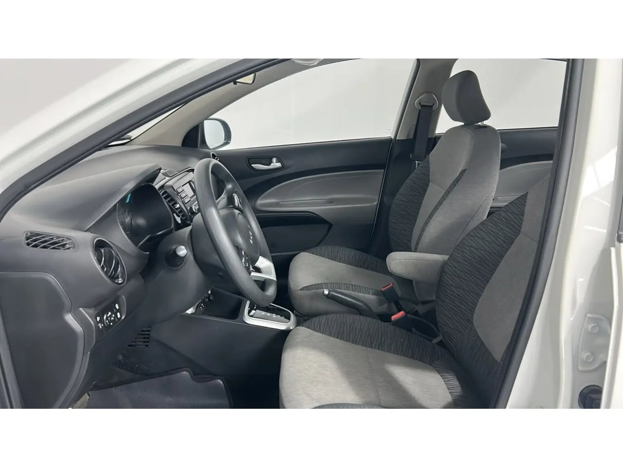 KIA Pegas GL 2026