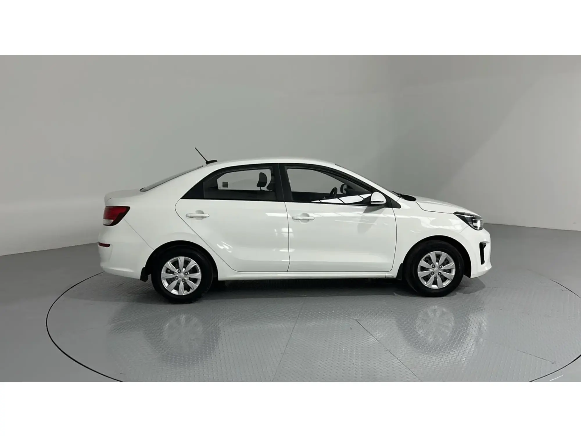 KIA Pegas GL 2026