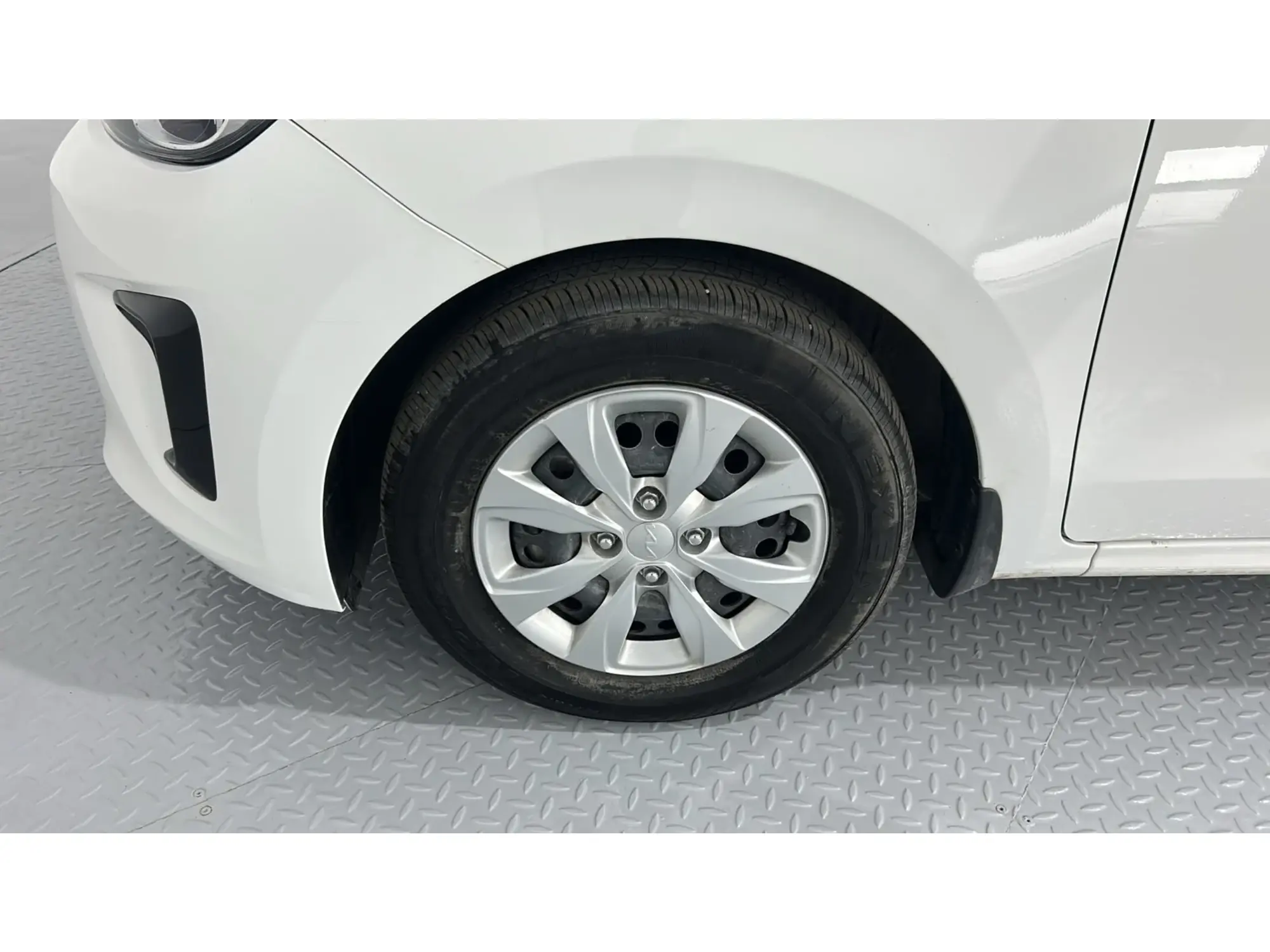 KIA Pegas GL 2025