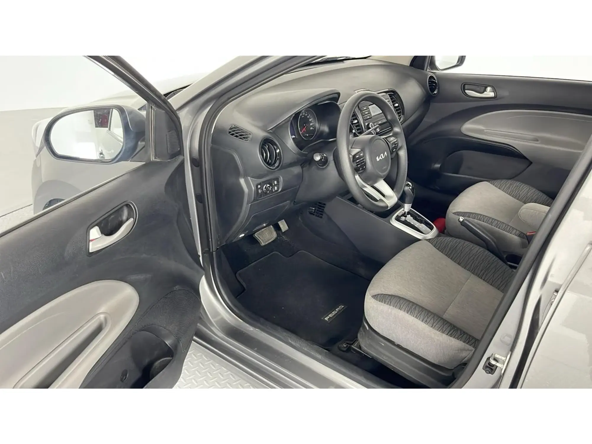 KIA Pegas GL 2026