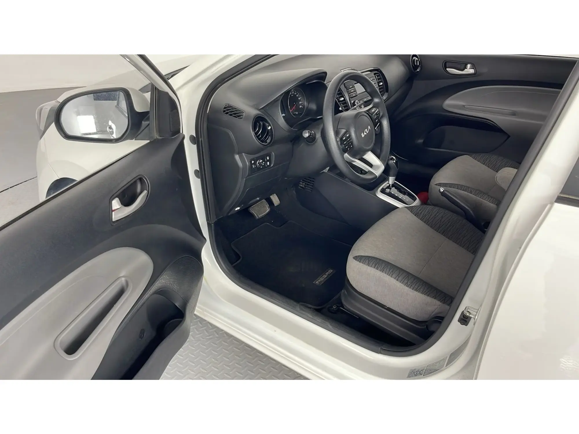 KIA Pegas GL 2026