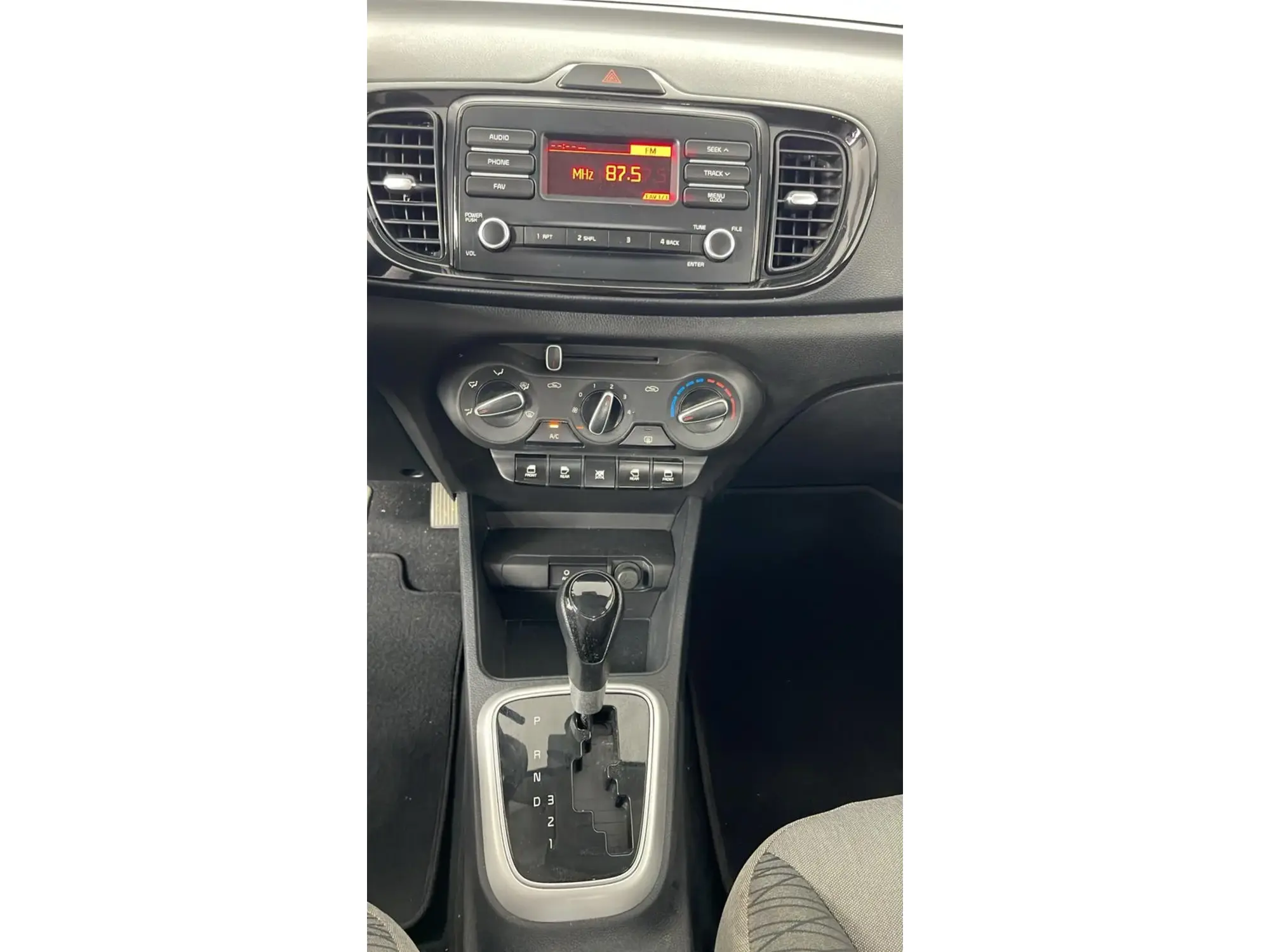 KIA Pegas GL 2026