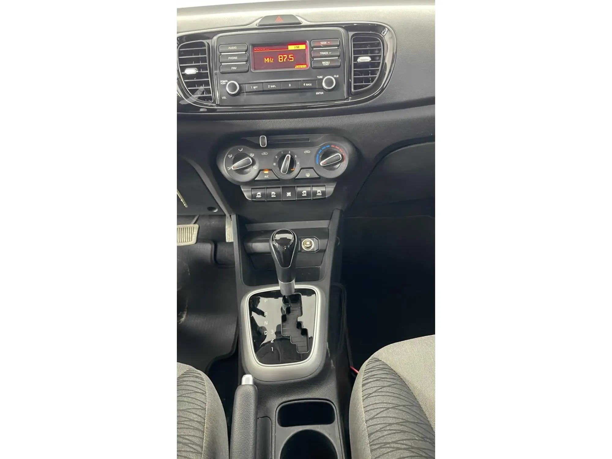 KIA Pegas GL 2026