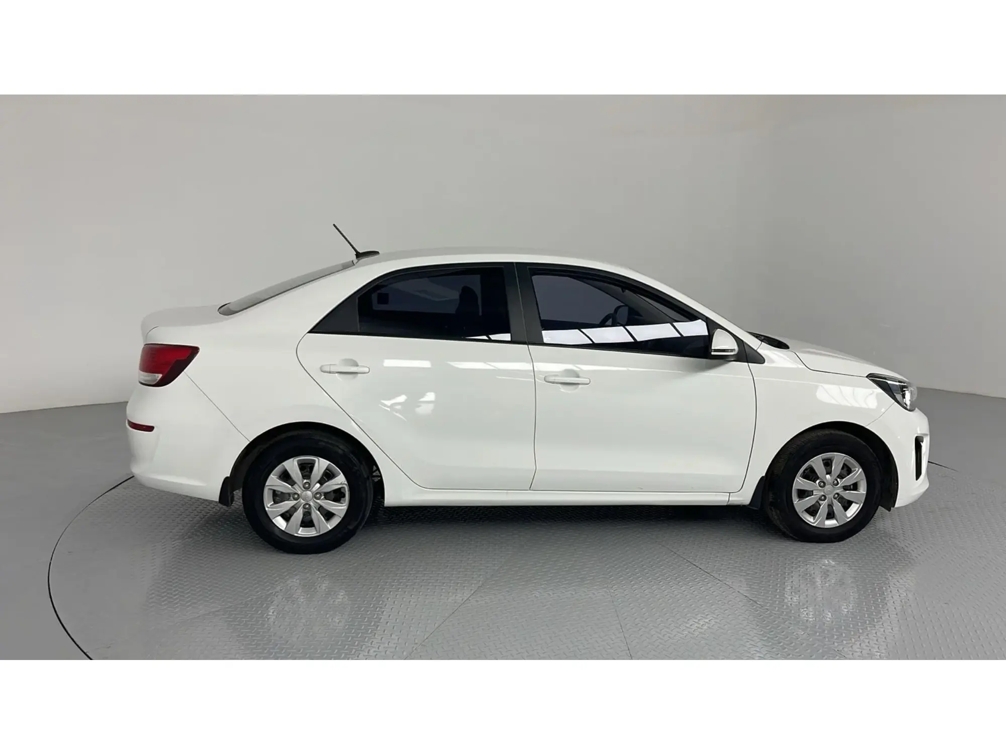 KIA Pegas GL 2026