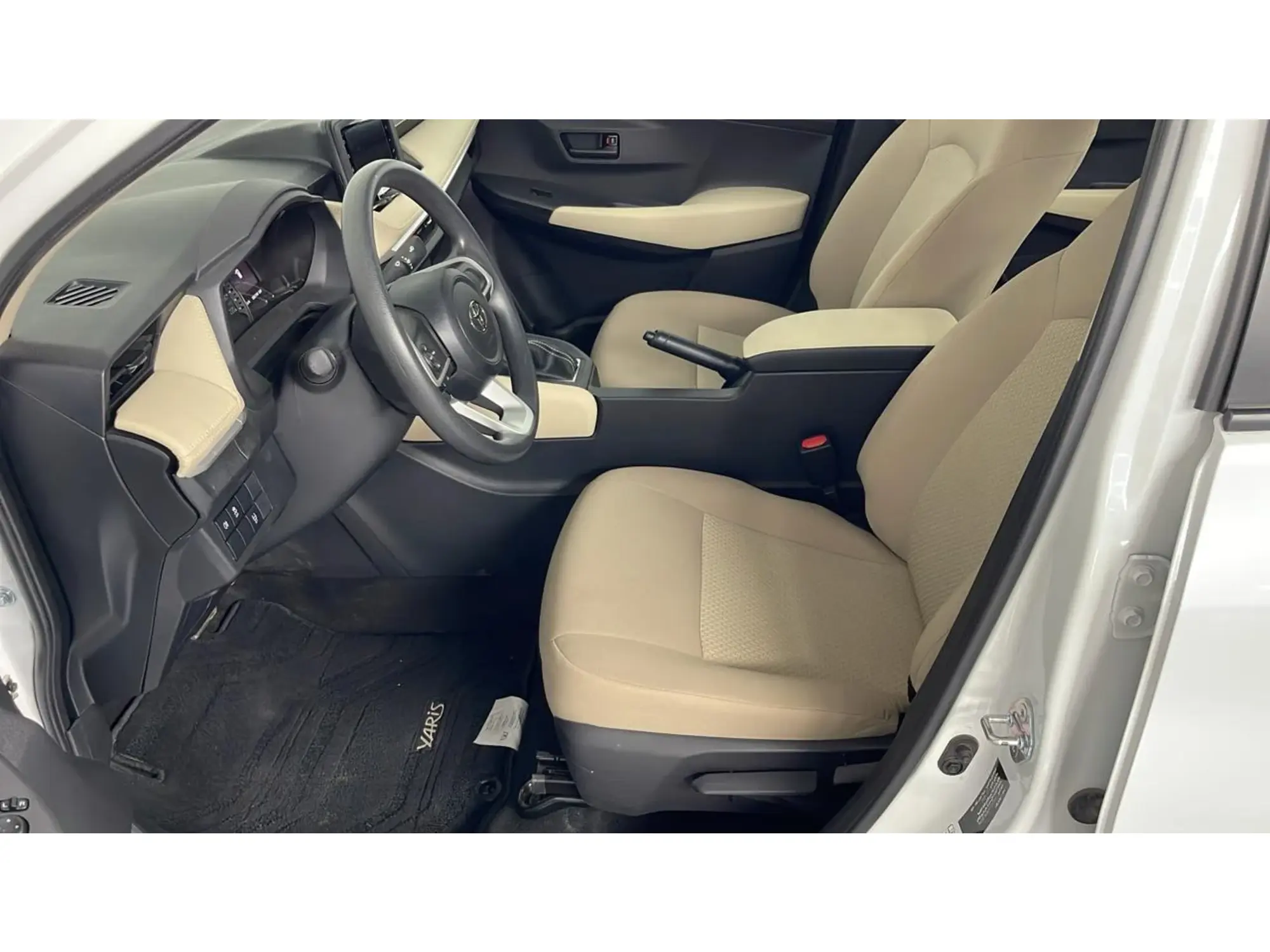 Toyota Yaris Y 2026
