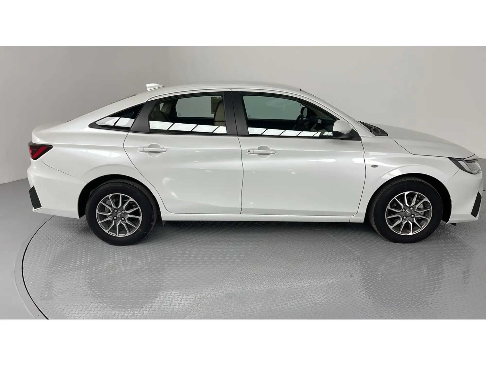 Toyota Yaris Y 2026