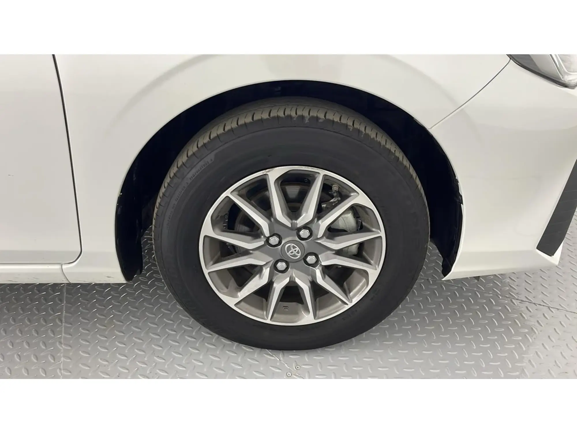 Toyota Yaris Y 2026