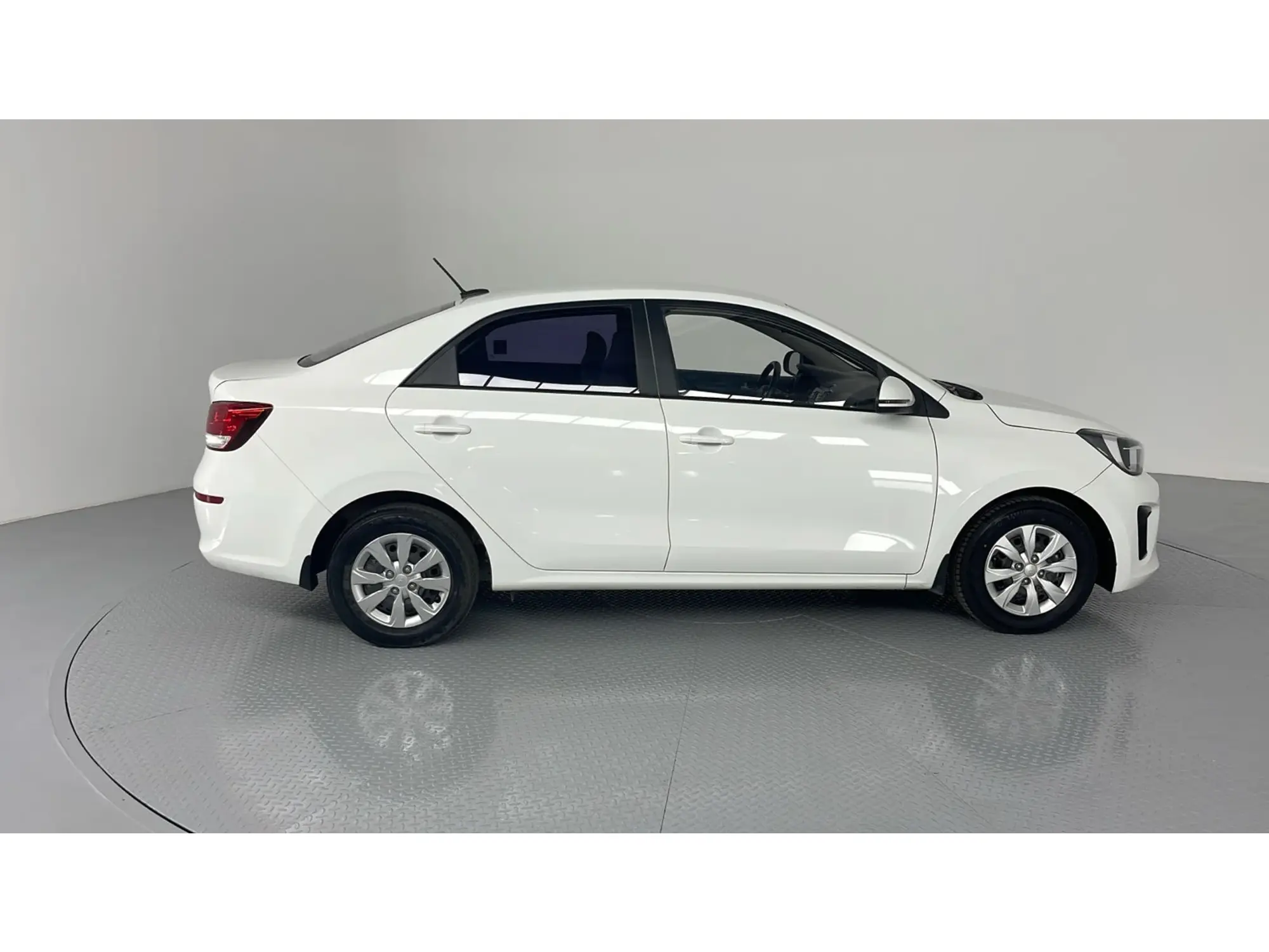 KIA Pegas GL 2026