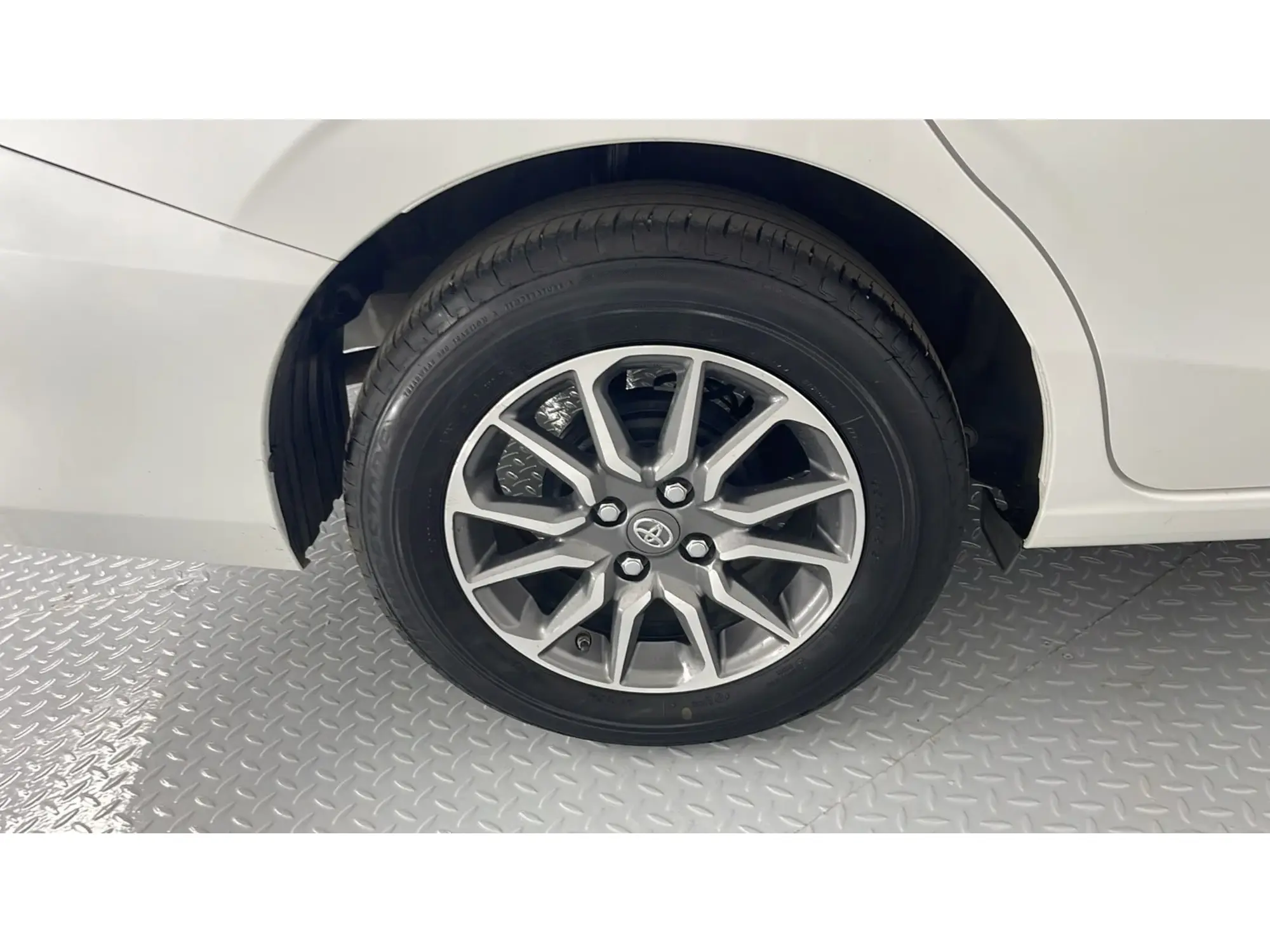 Toyota Yaris Y 2026