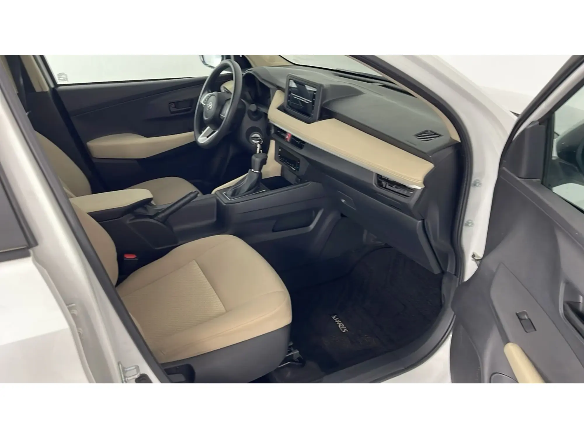 Toyota Yaris Y 2026