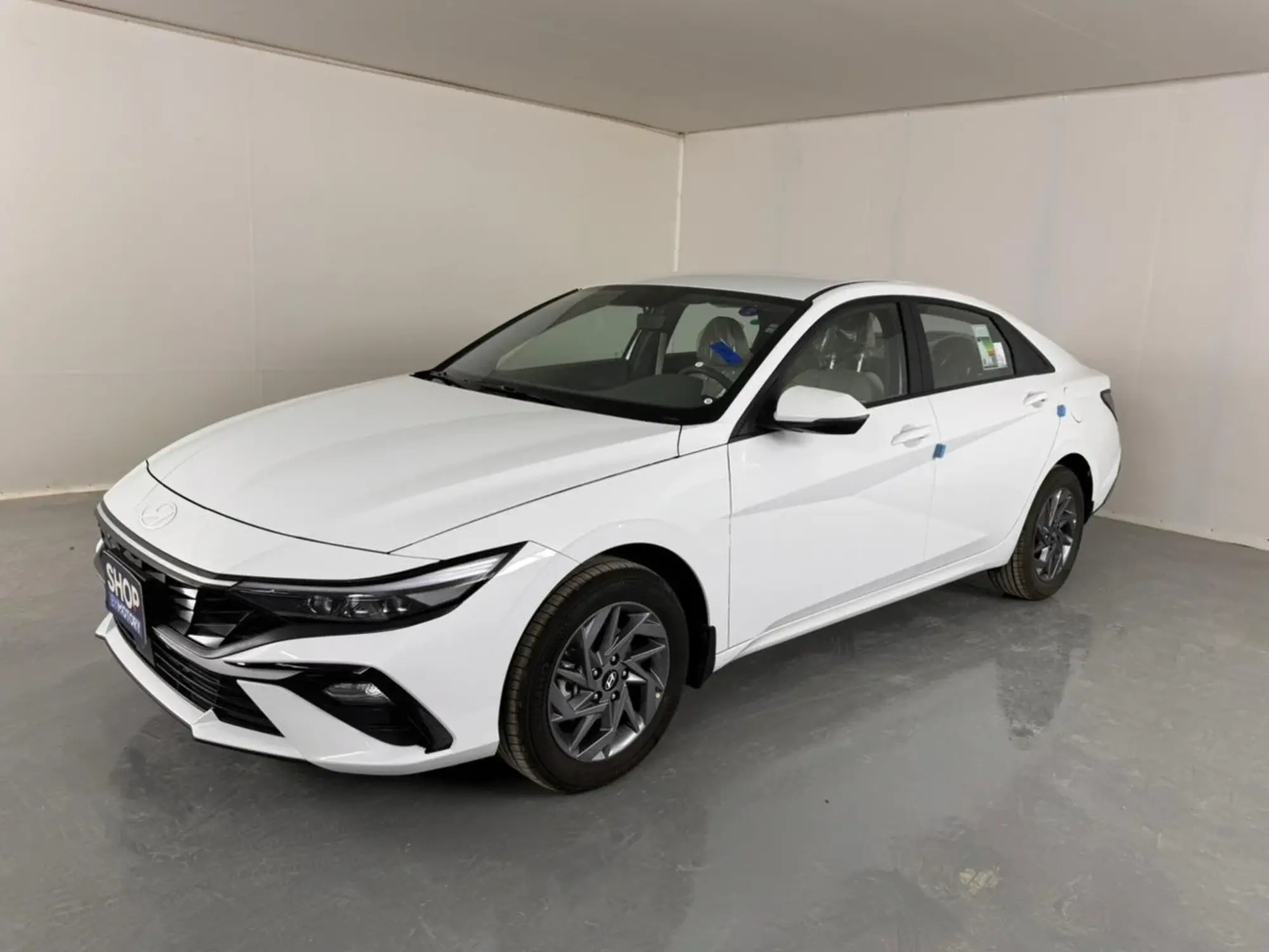 Hyundai Elantra Smart 2026