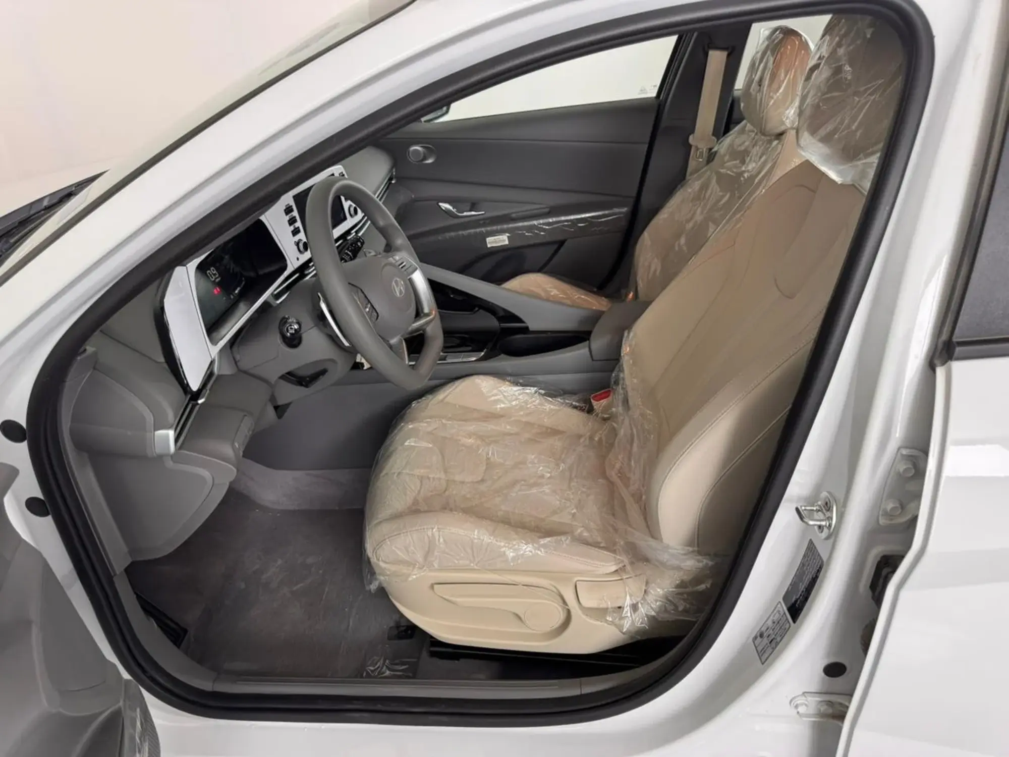 Hyundai Elantra Smart 2026