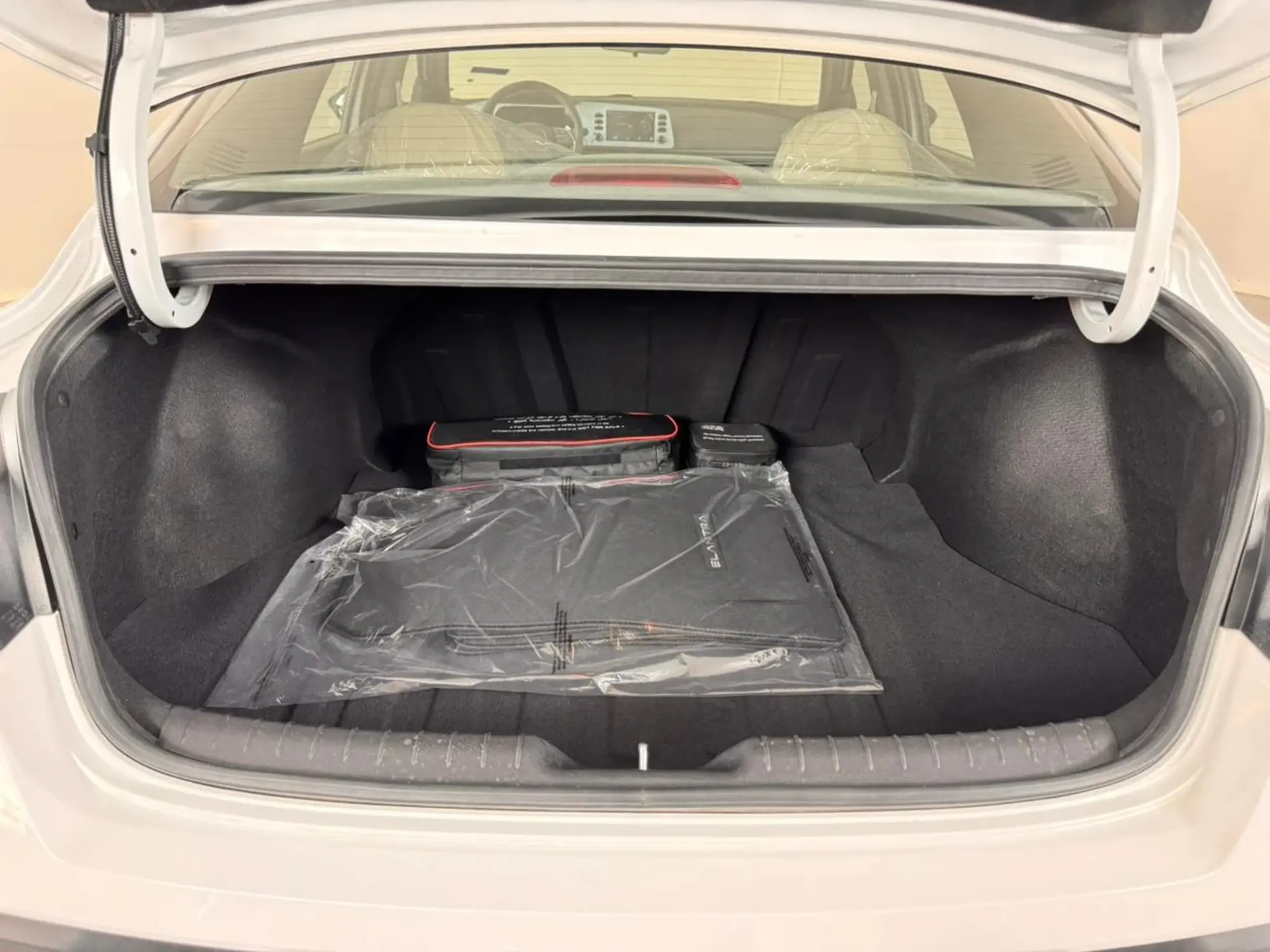 Hyundai Elantra Smart 2026
