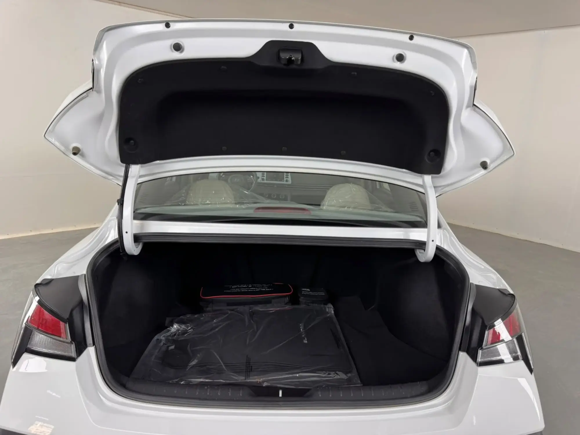 Hyundai Elantra Smart 2026