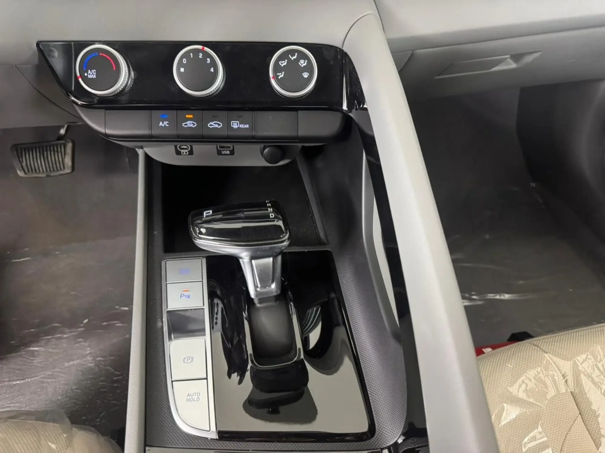 Hyundai Elantra Smart 2026