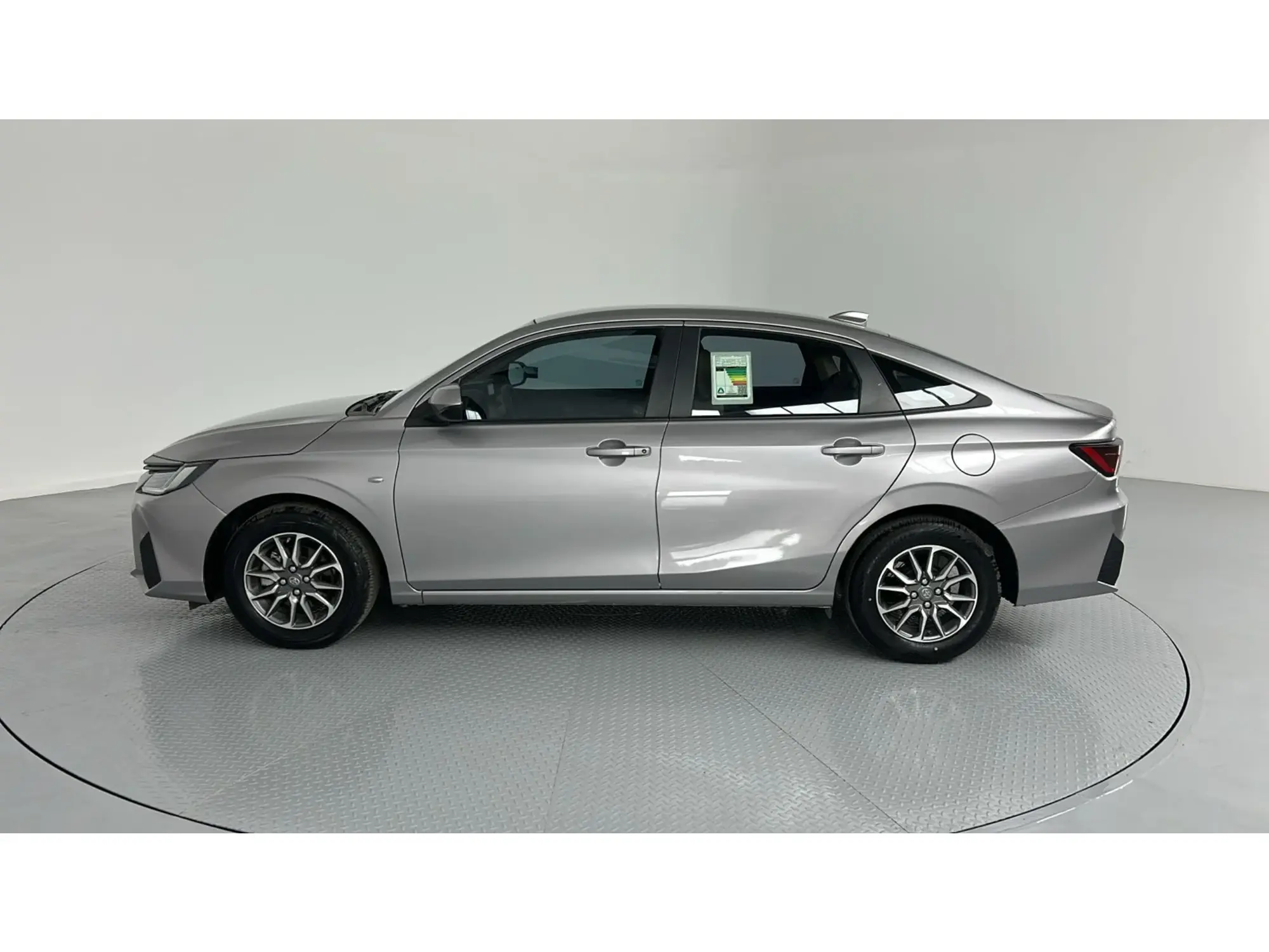 Toyota Yaris Y 2026
