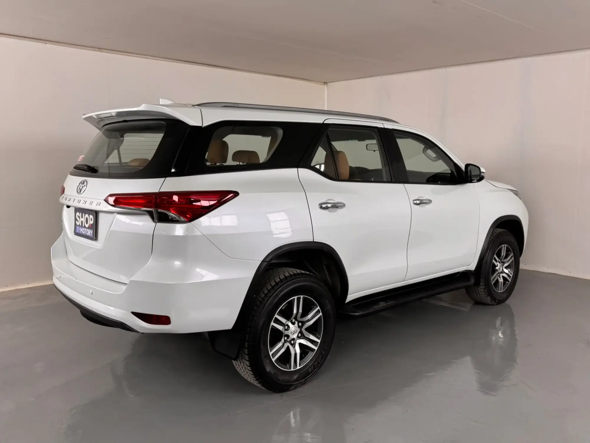 Toyota Fortuner GX2 2024