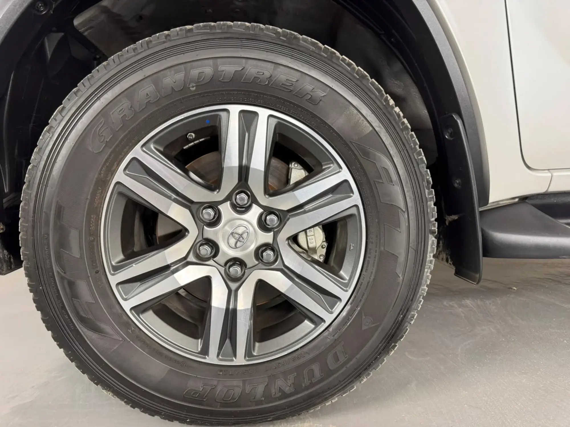 Toyota Fortuner GX2 2024