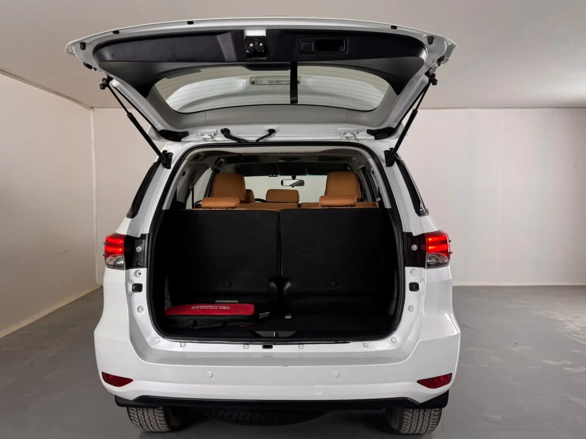 Toyota Fortuner GX2 2024