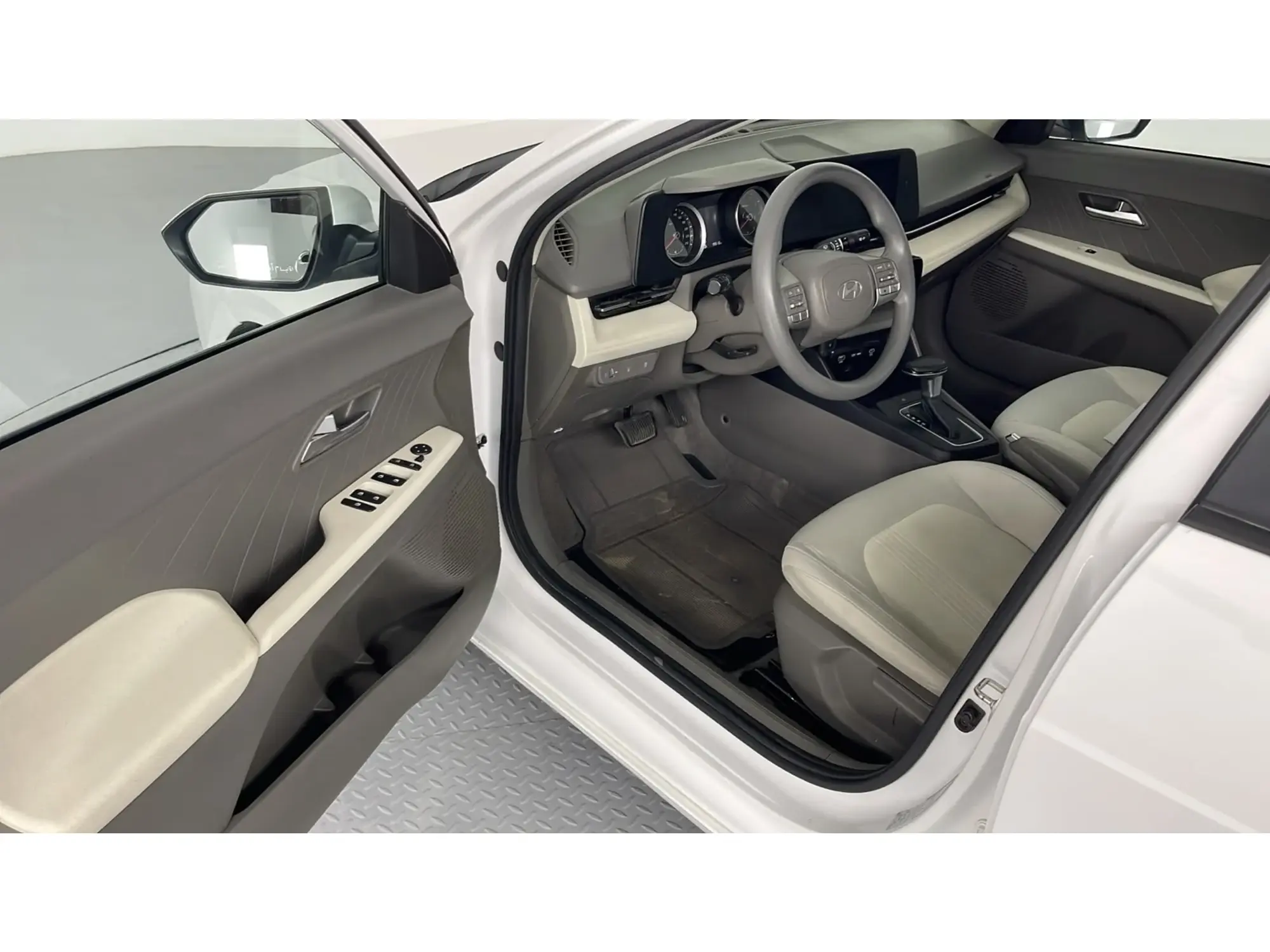 Hyundai Accent Smart 2024